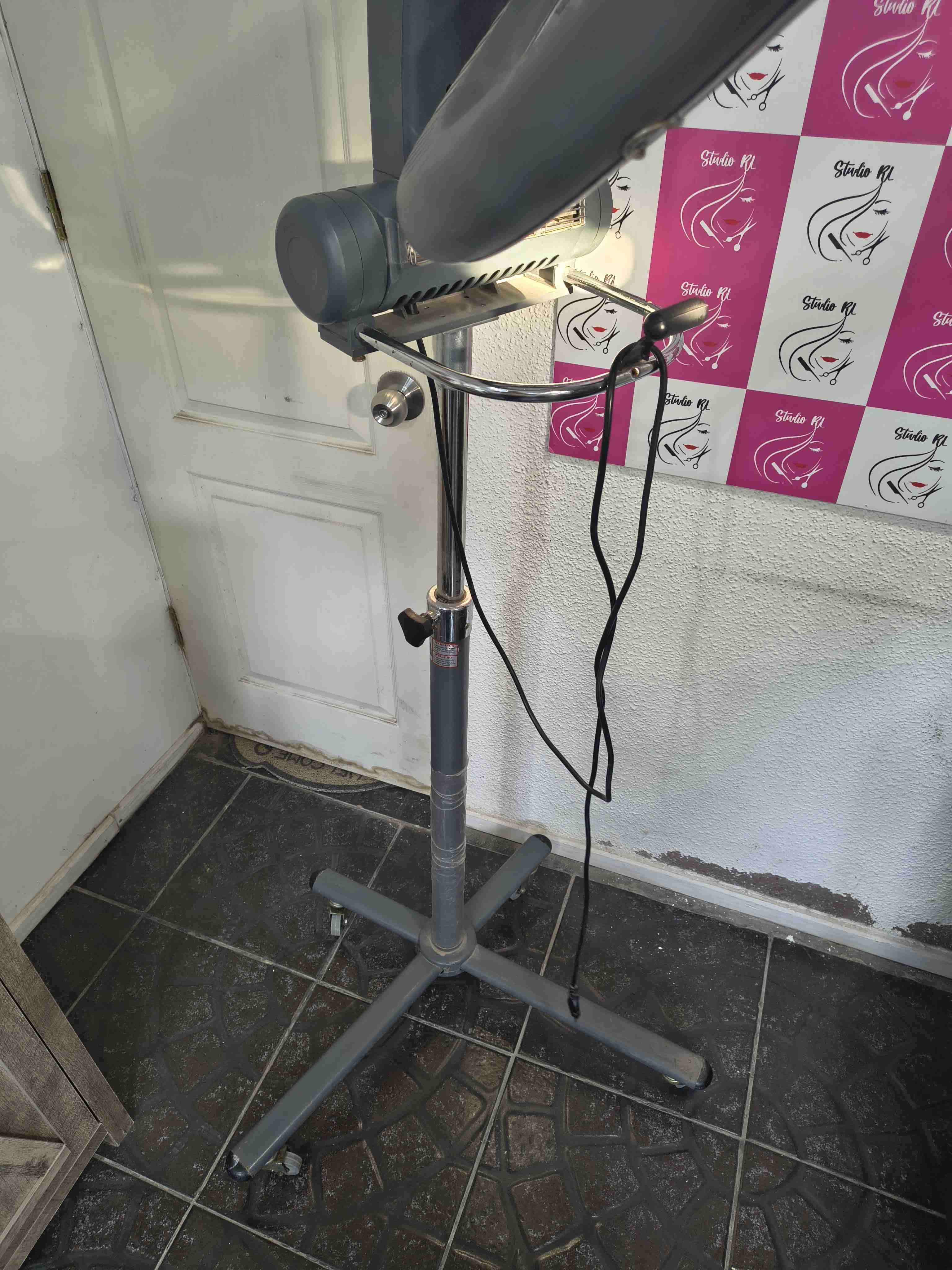 Secador de cabello profesional - miniatura 4