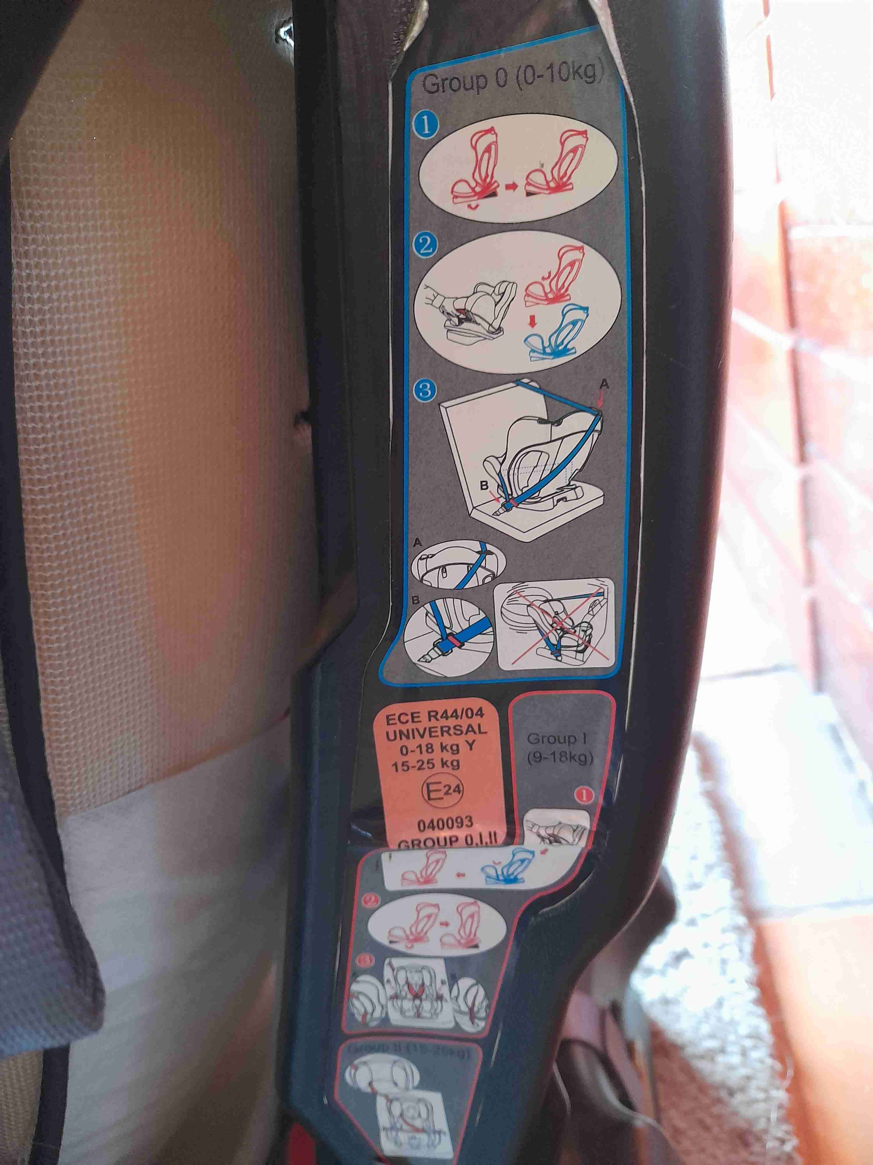 Silla de auto Bebesit gris - miniatura 2