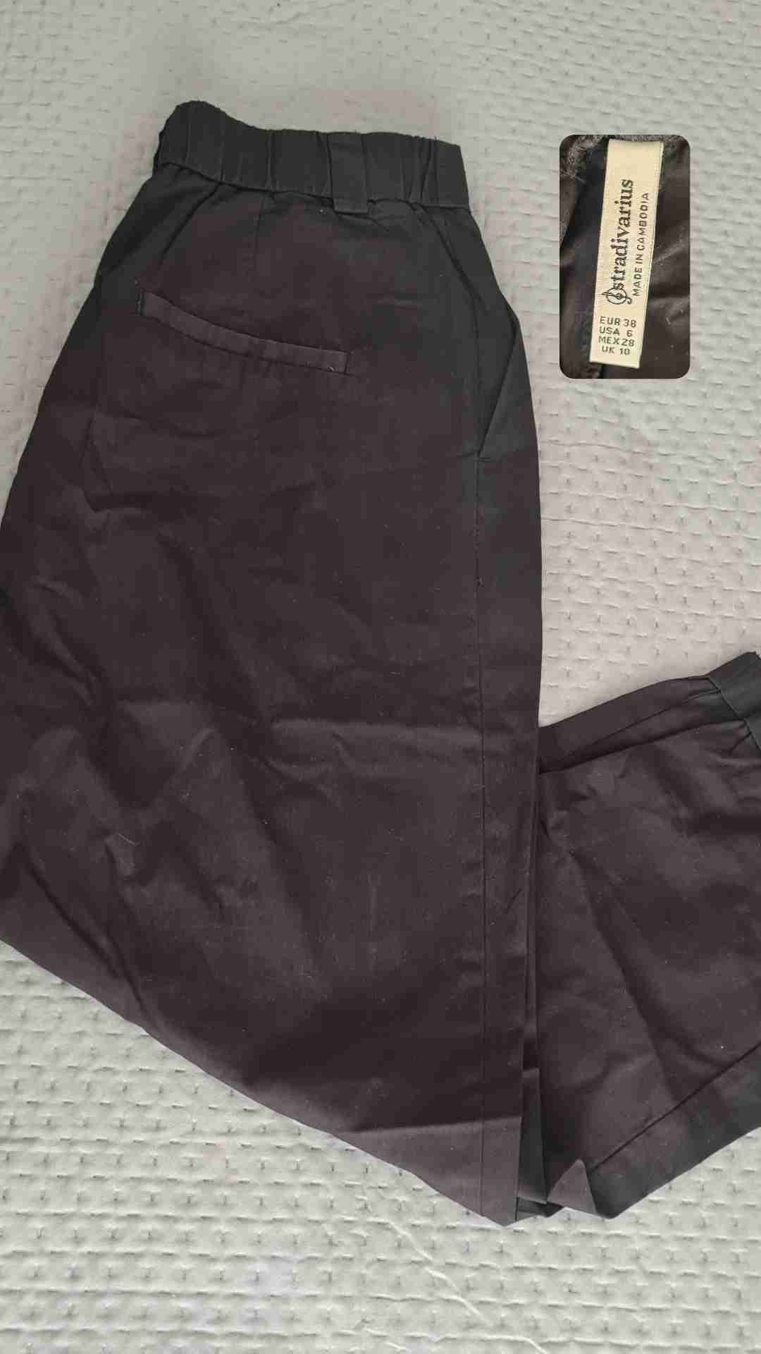 Pantalones negros Stradivarius