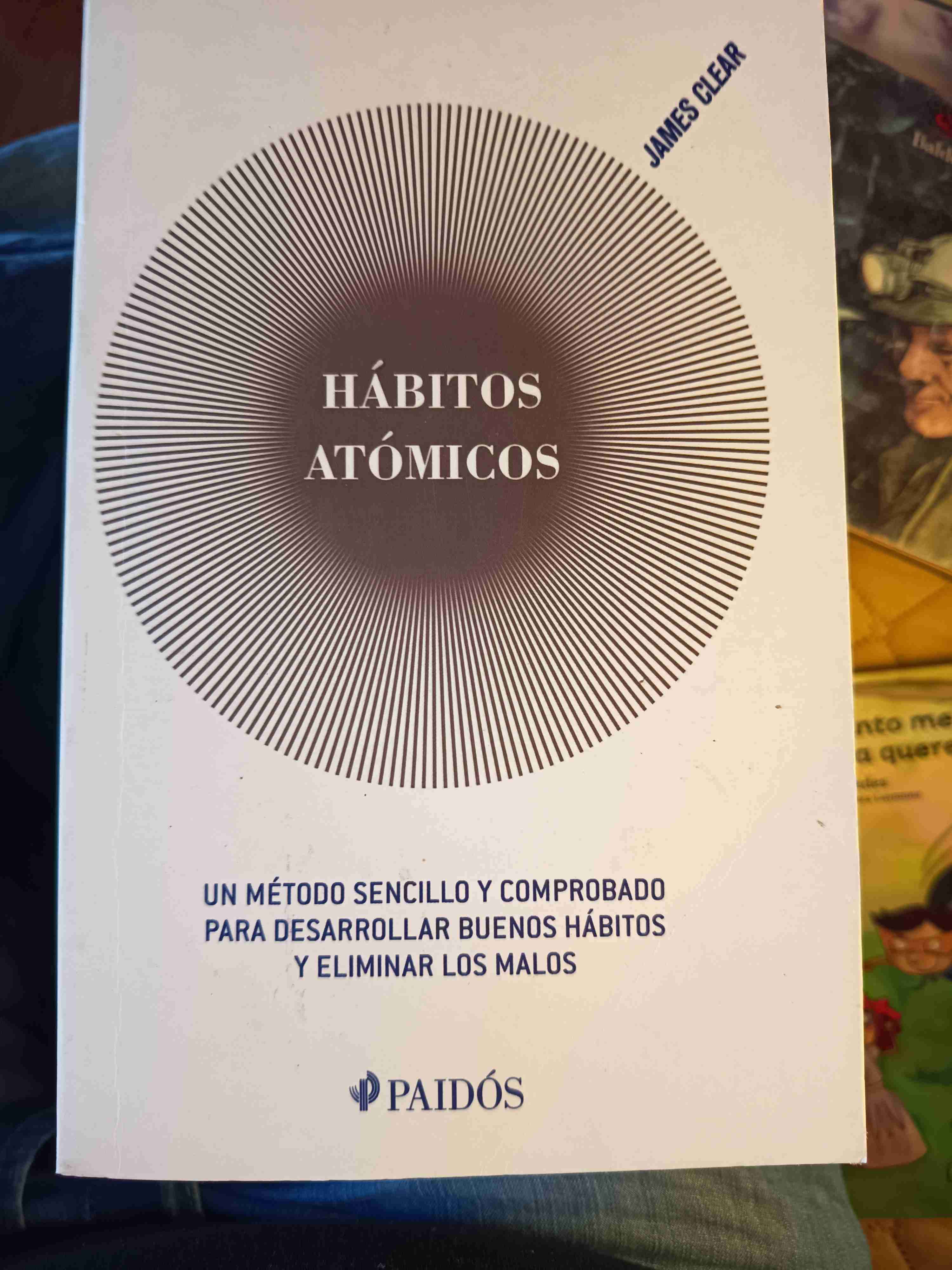 Libro Hábitos Atómicos de James Clear