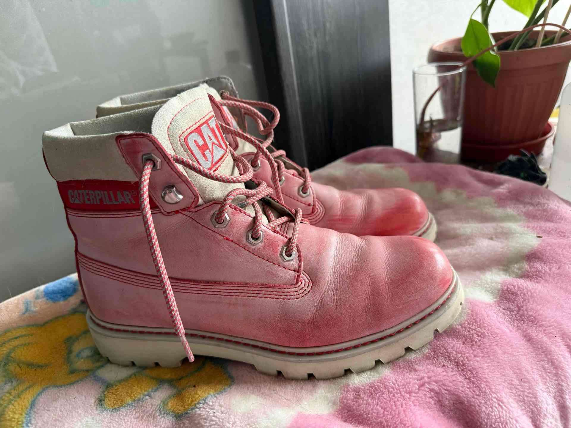 Botas rosadas Caterpillar 39
