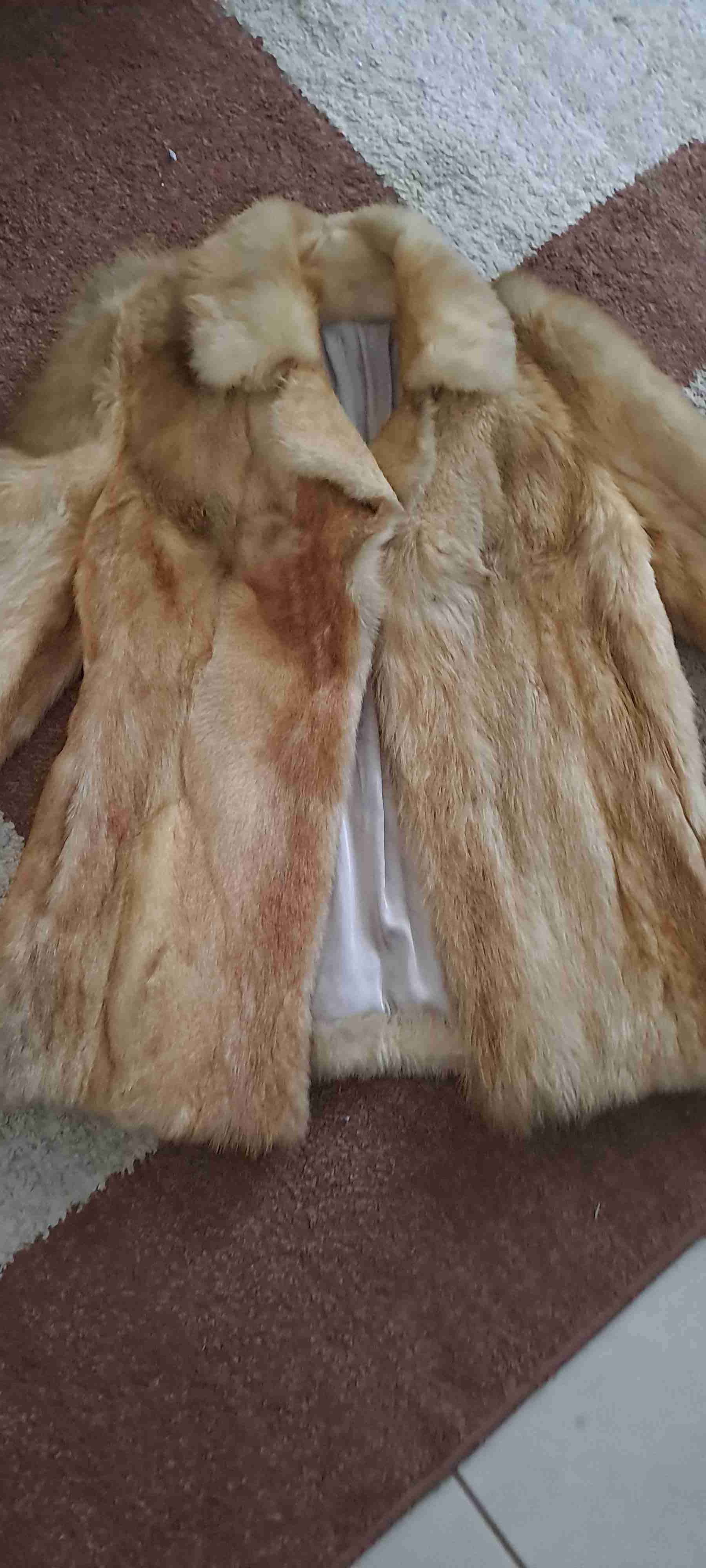 Abrigo de piel marrón claro - miniatura 2