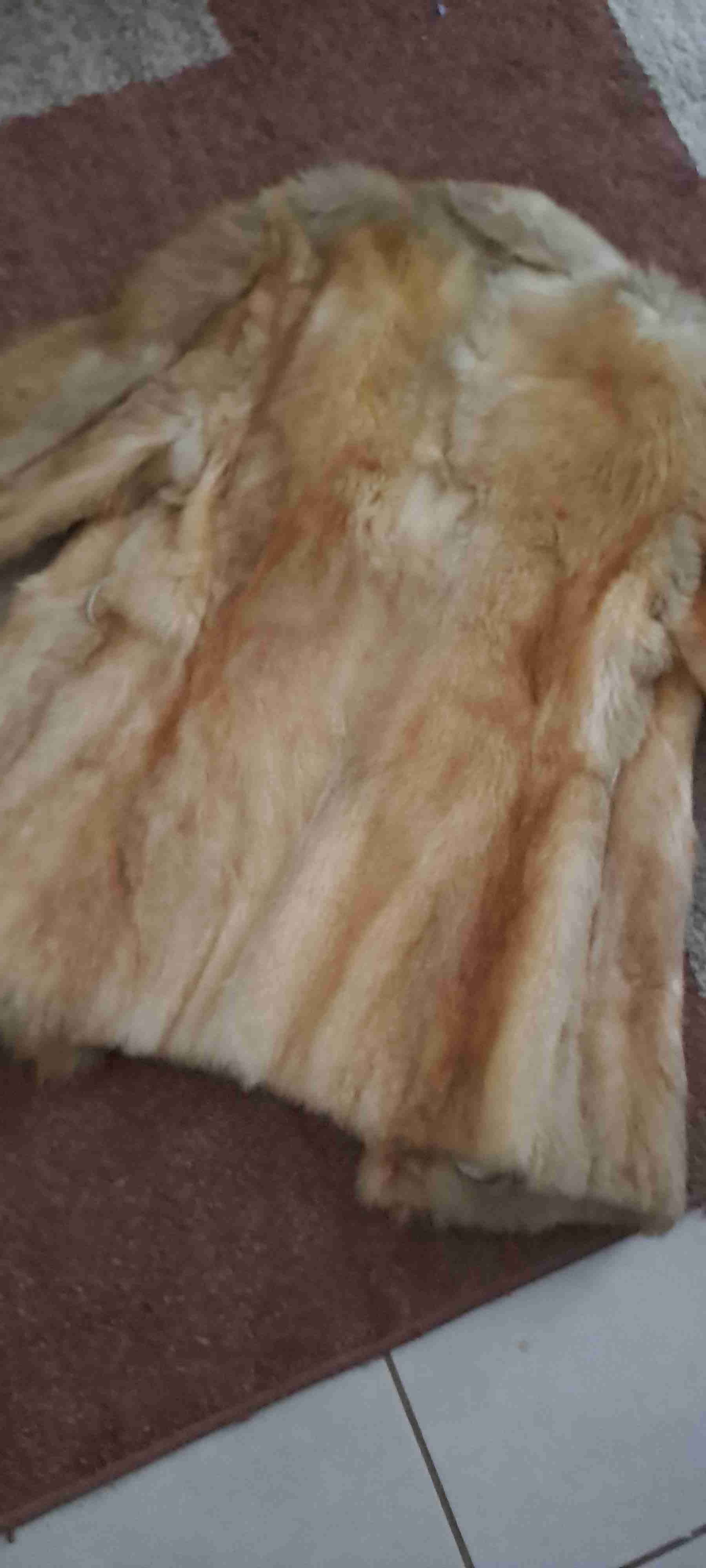 Abrigo de piel marrón claro - miniatura 4