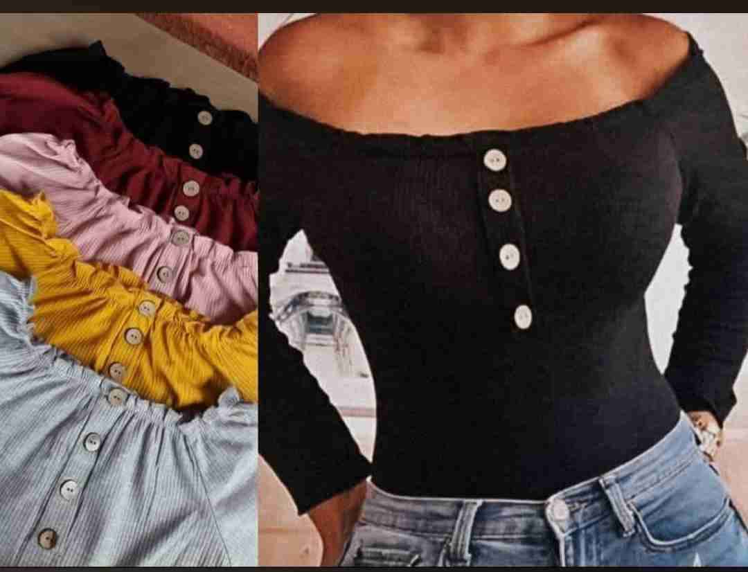 Body negro con botones decorativos - miniatura 1