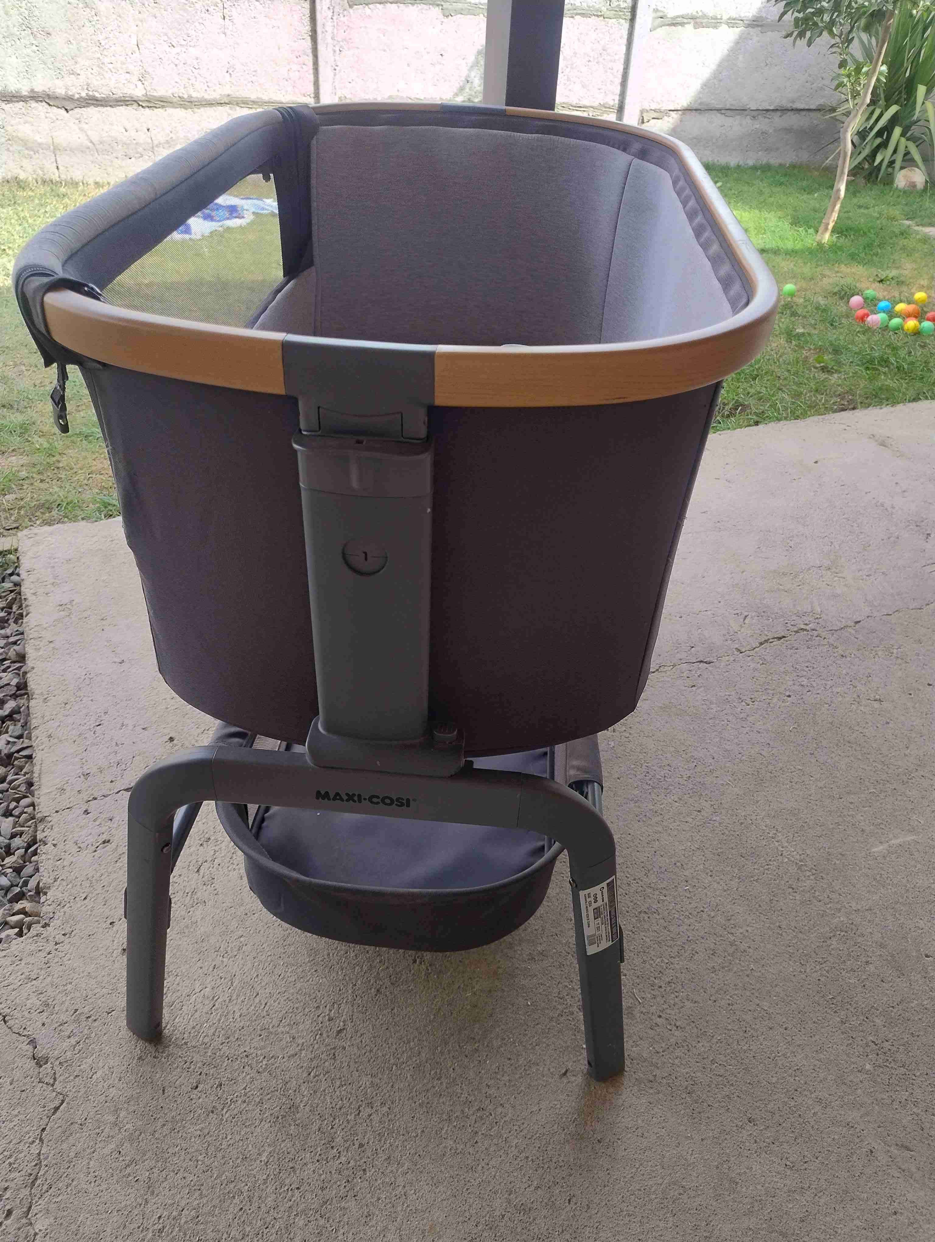 Cuna gris para bebé - miniatura 2