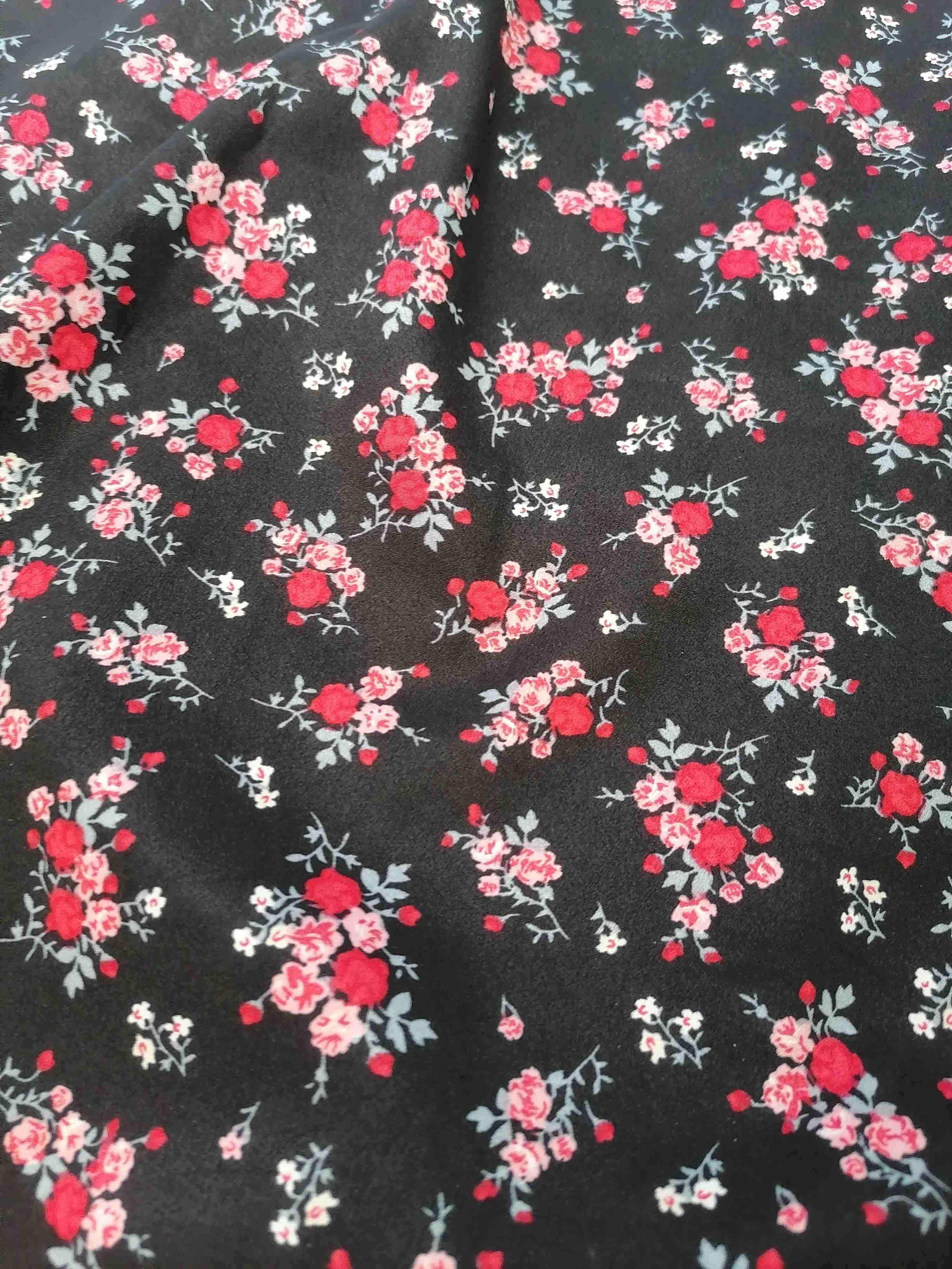 Blusa floral cruzado - miniatura 2