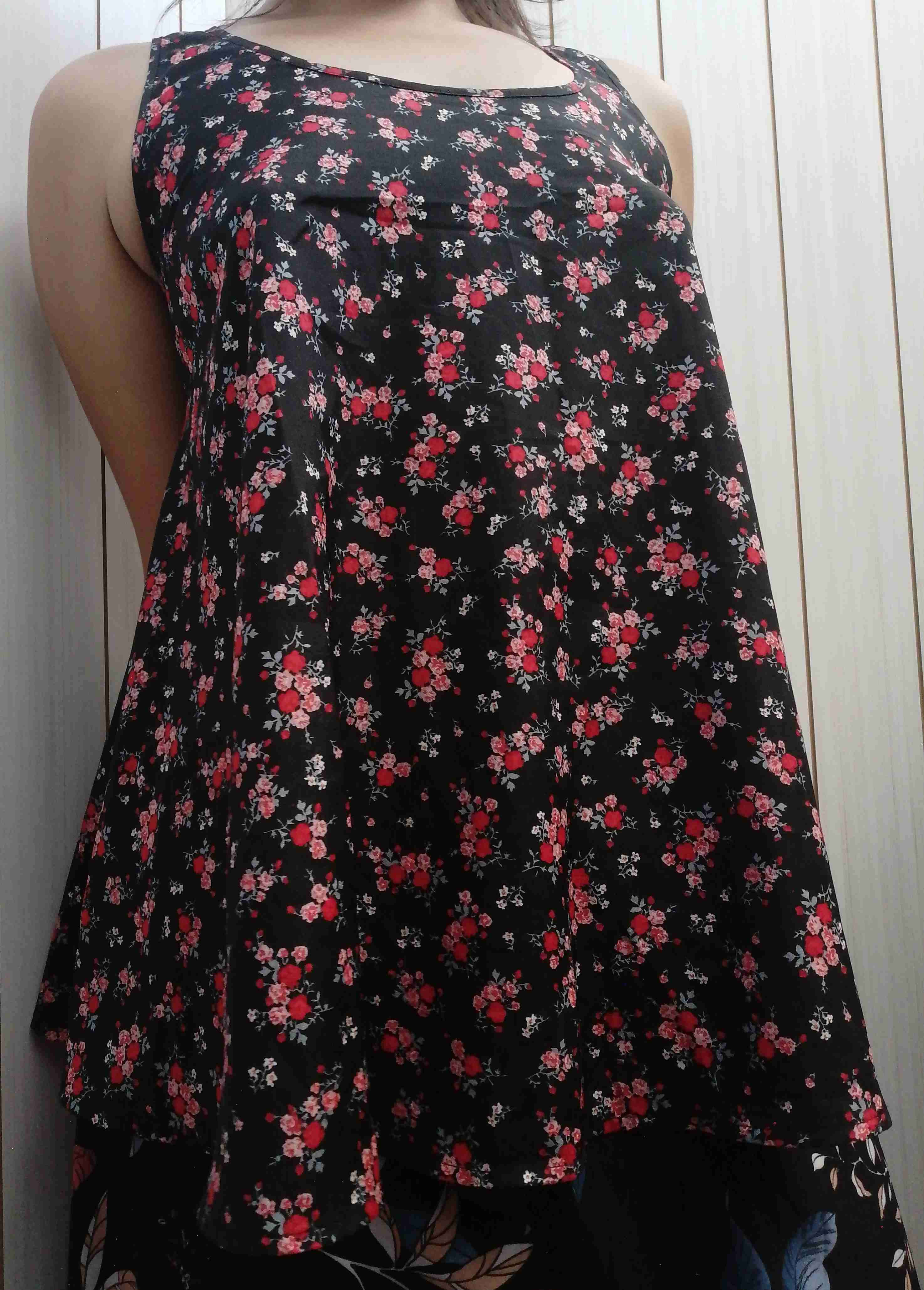 Blusa floral cruzado - miniatura 3