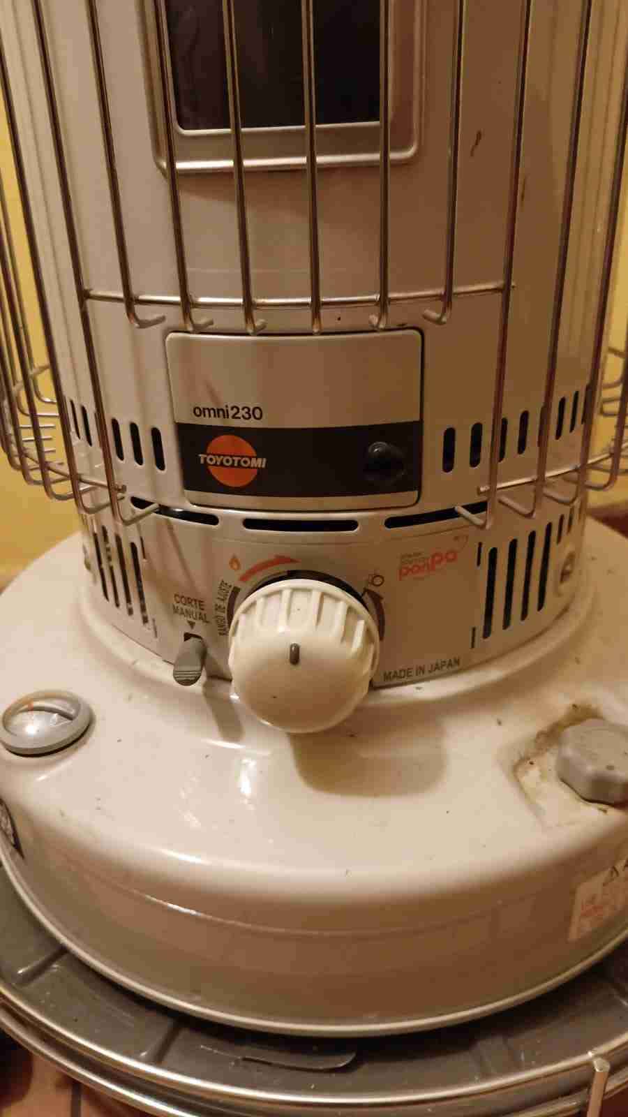 Estufa Toyotomi Omni230 - miniatura 3