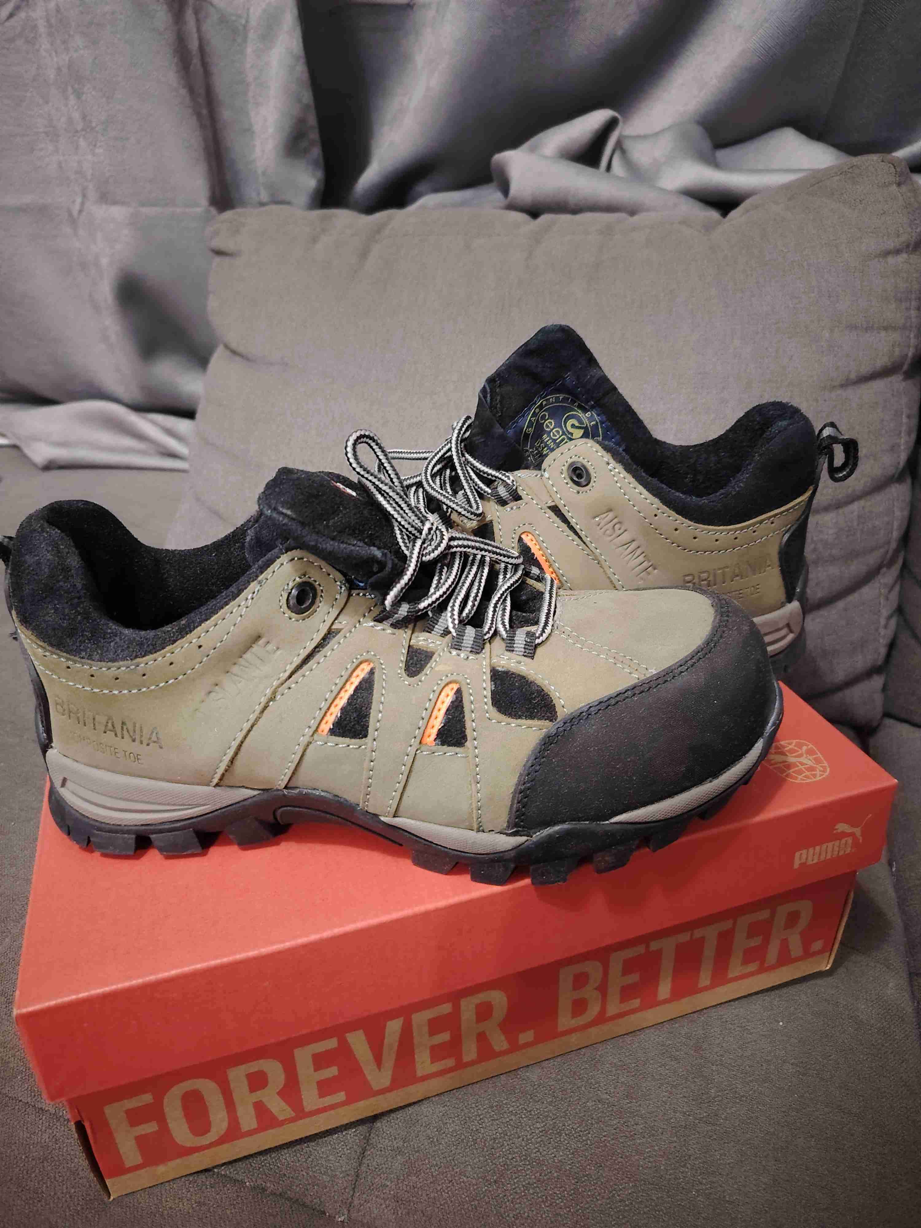 Zapatos outdoor Britania beige - miniatura 1