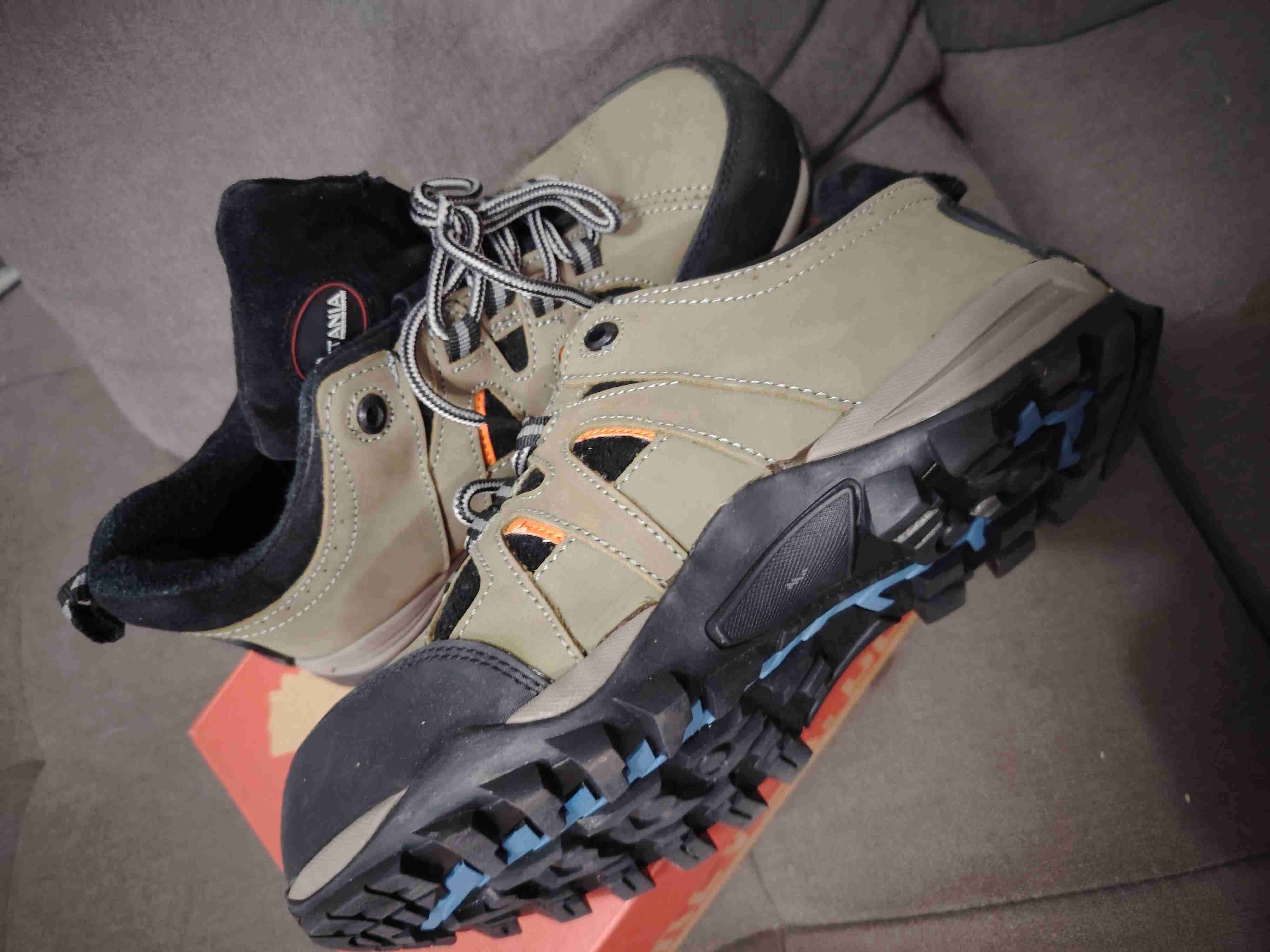 Zapatos outdoor Britania beige - miniatura 2