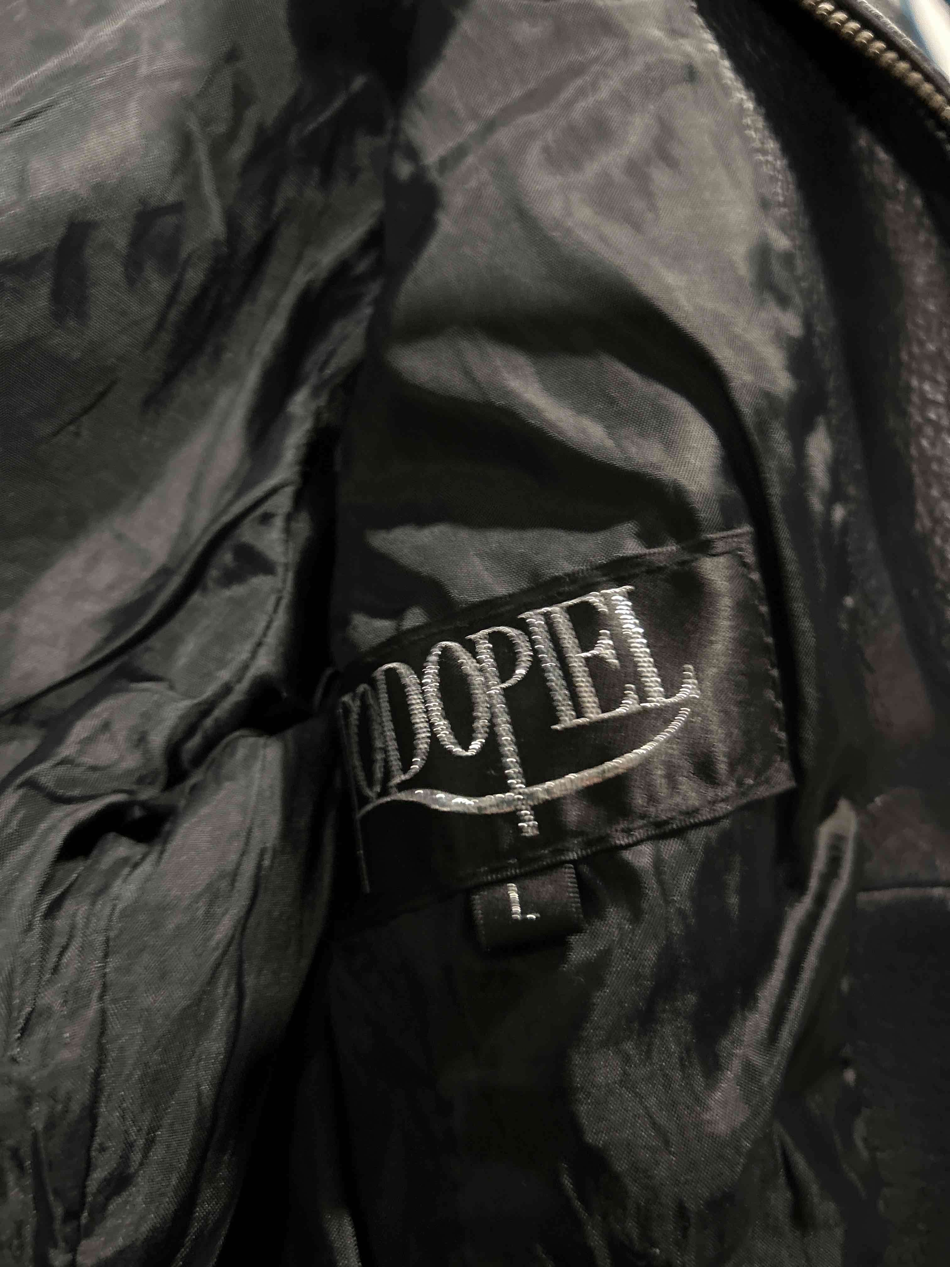 Chaqueta de cuero negra - miniatura 2