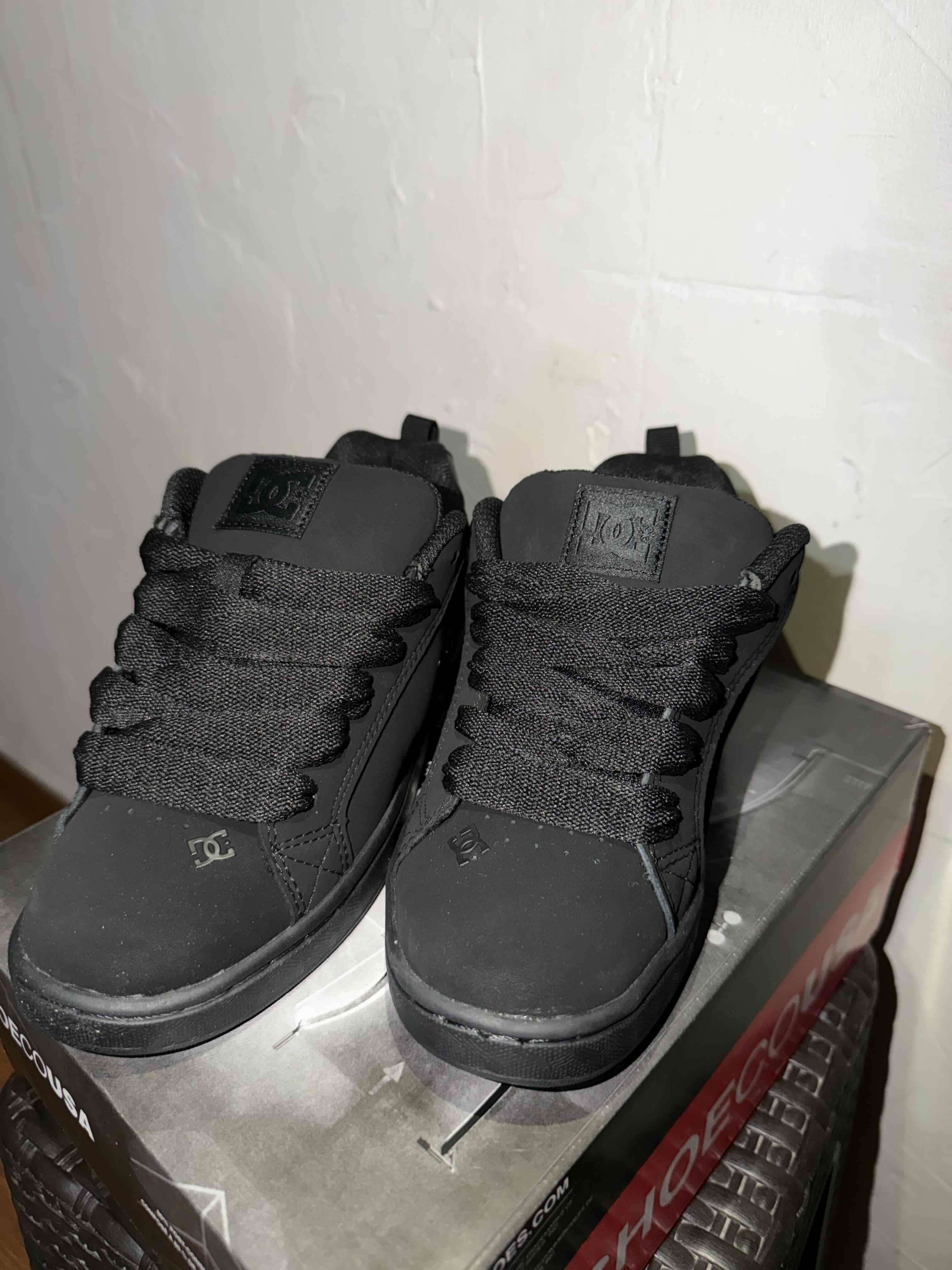 Zapatillas negras DC - miniatura 2
