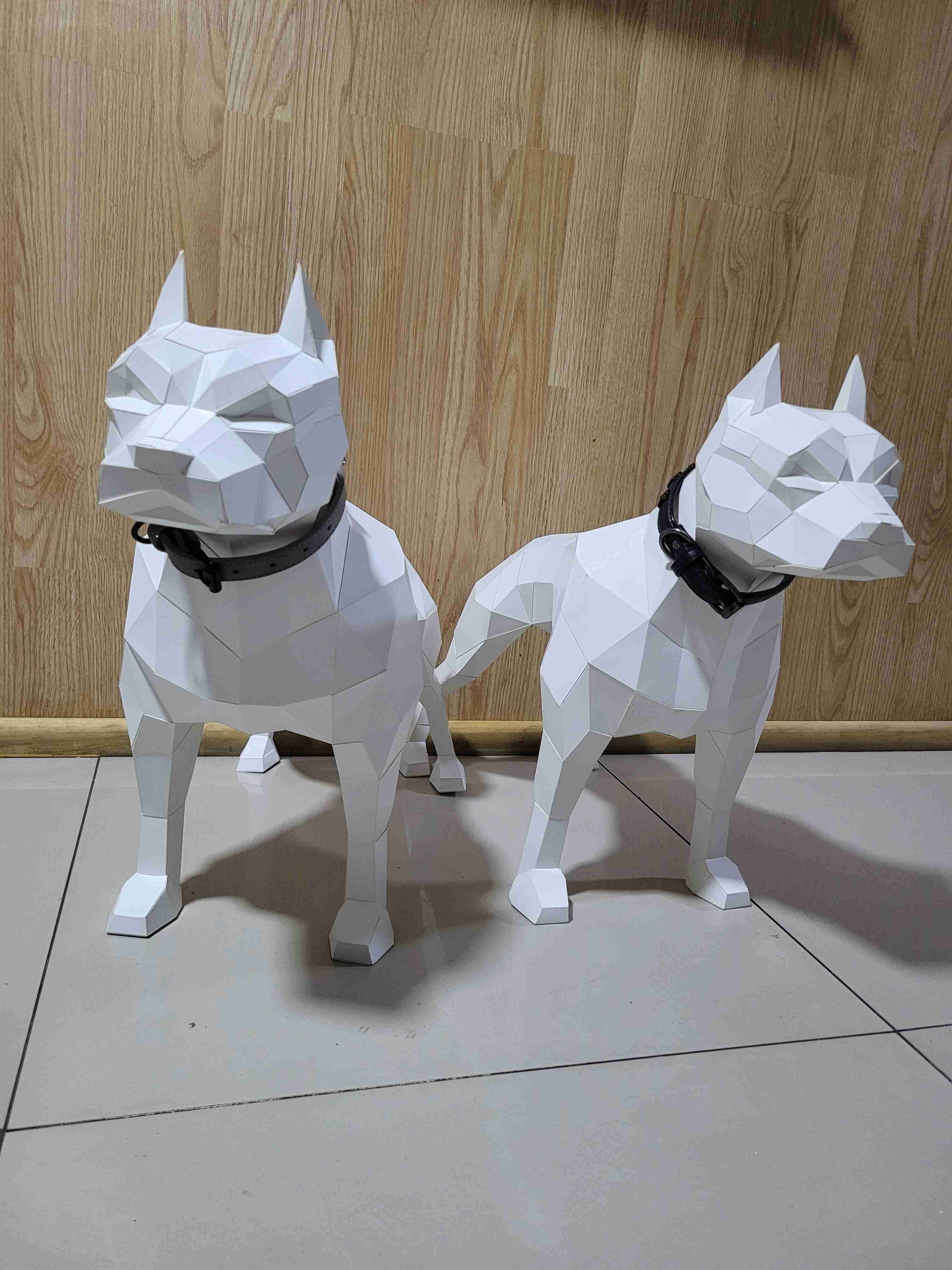 Esculturas de perros geométricas - miniatura 1