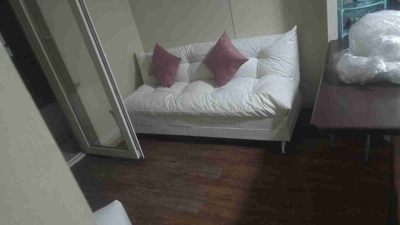 Sofá cama blanco moderno - miniatura 2