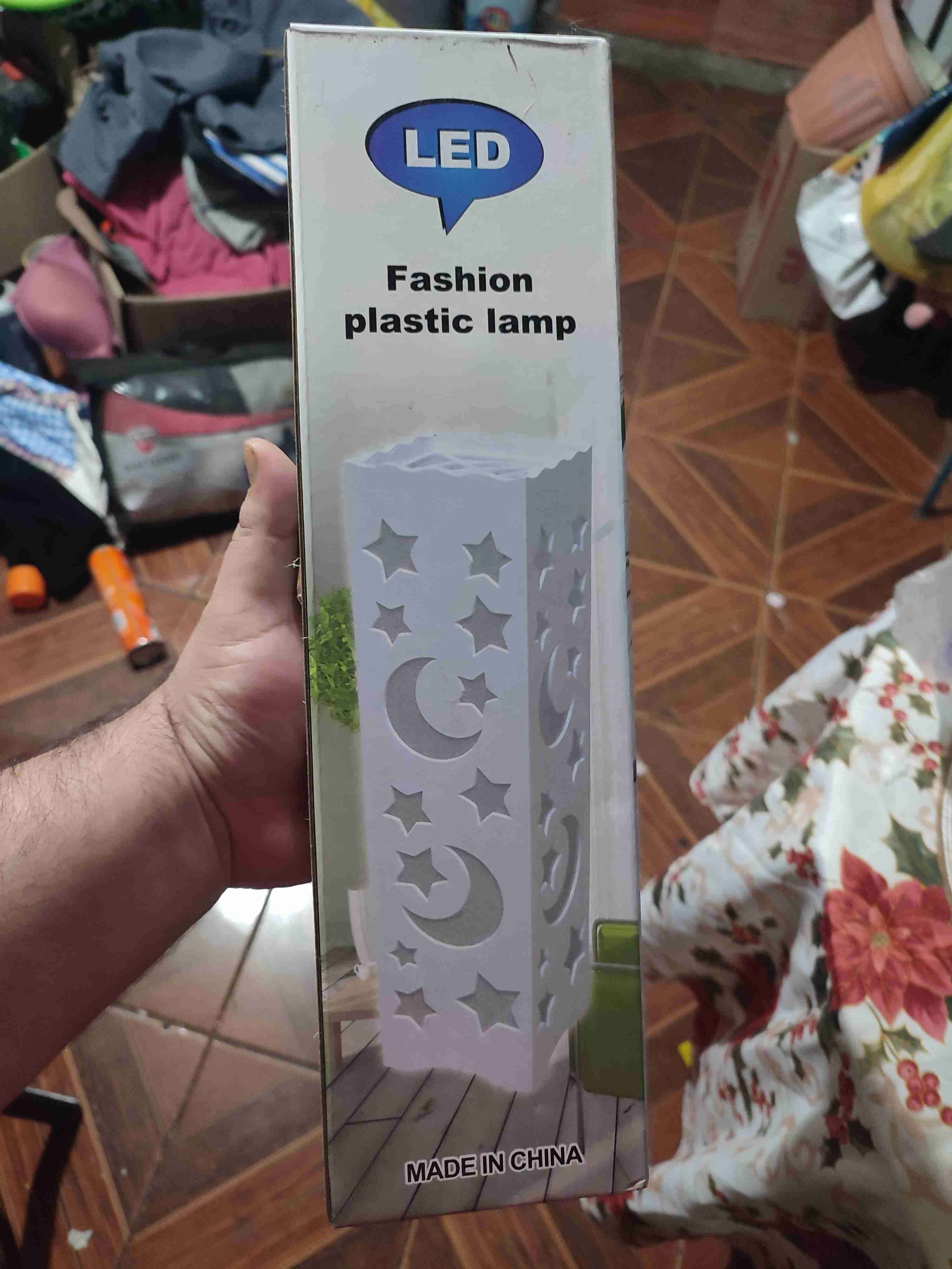 Lámpara plástica LED decorativa - miniatura 1