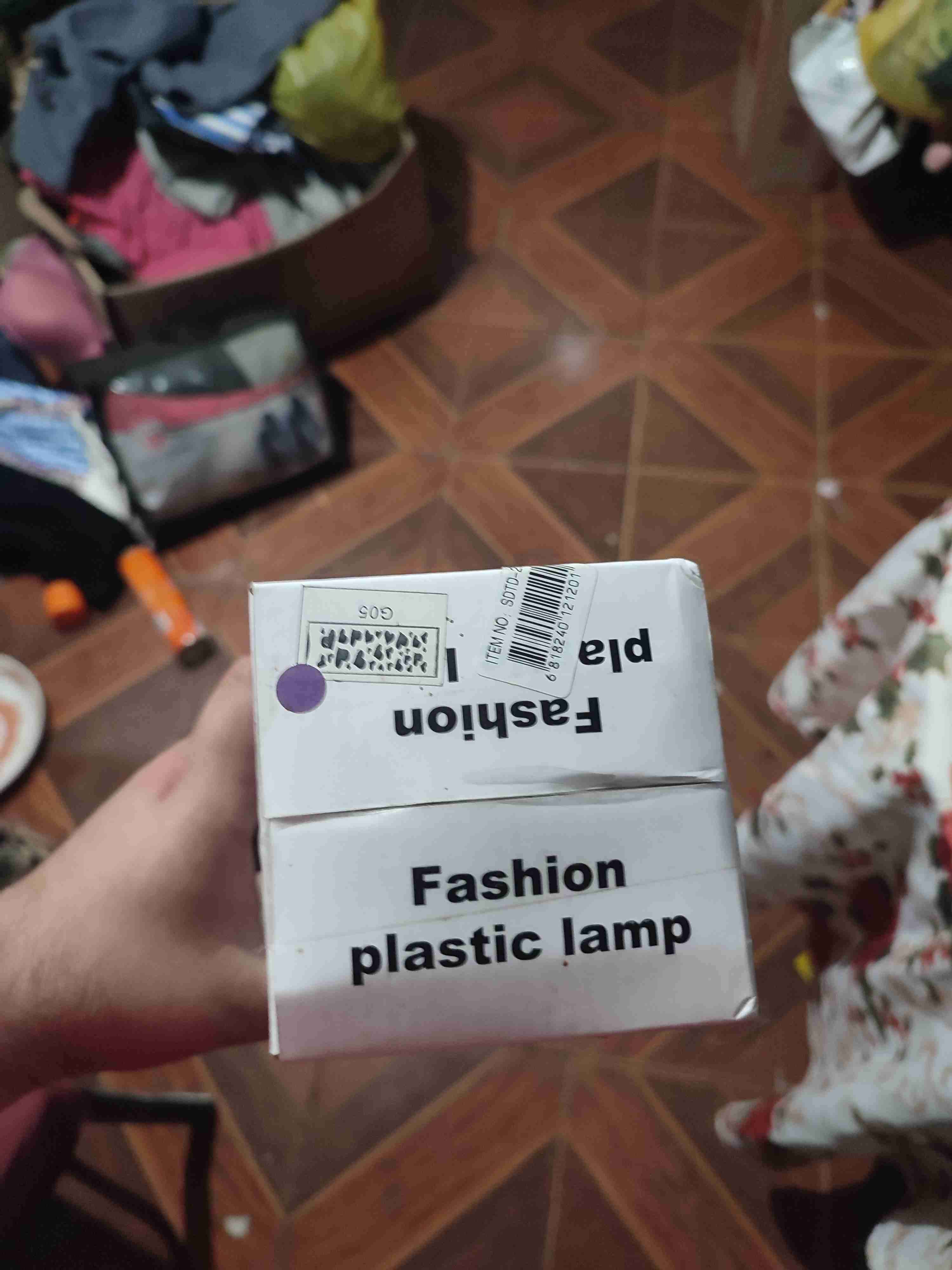 Lámpara plástica LED decorativa - miniatura 2