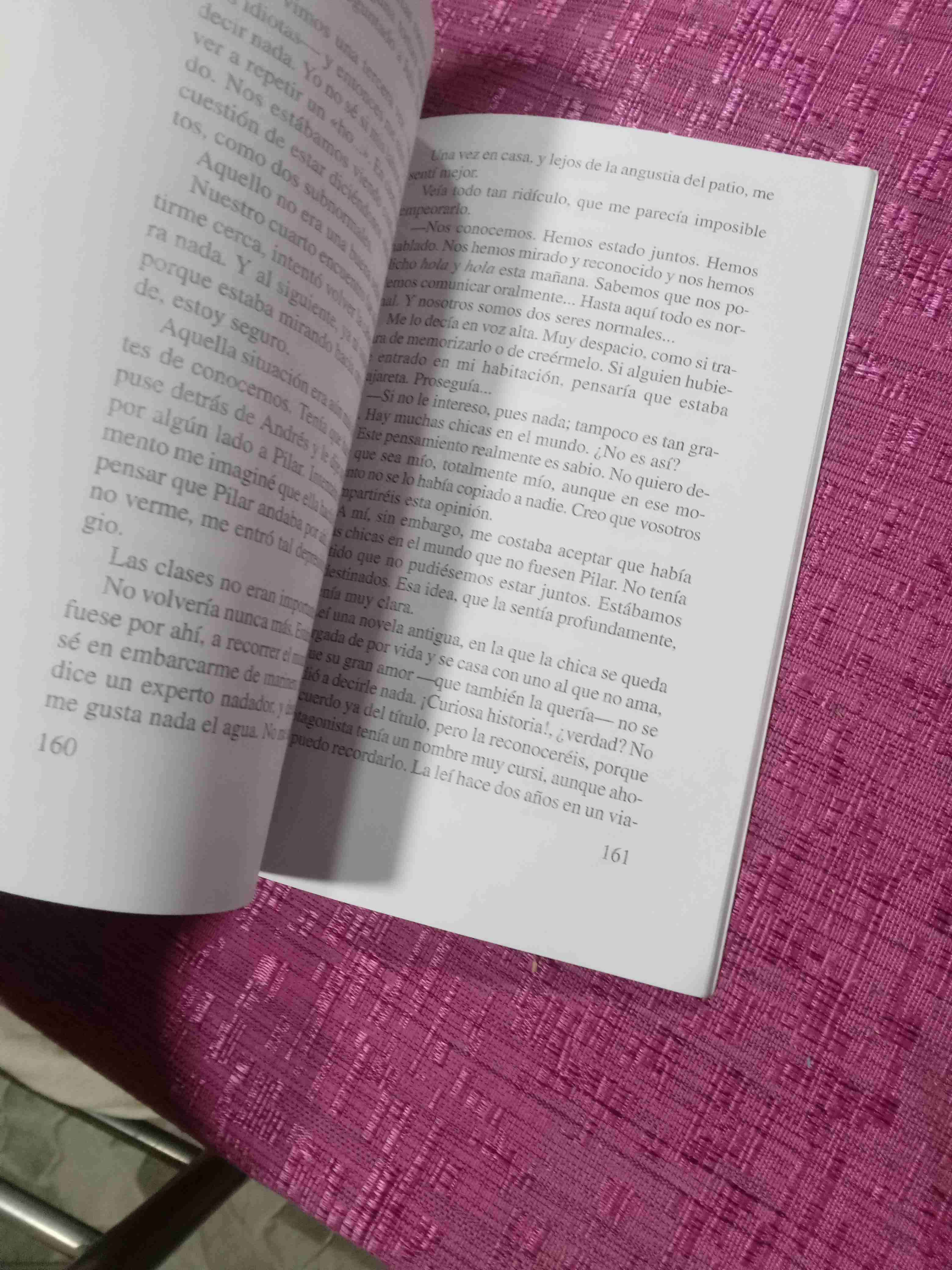 Libro 'No es un crimen enamorarse' - miniatura 2