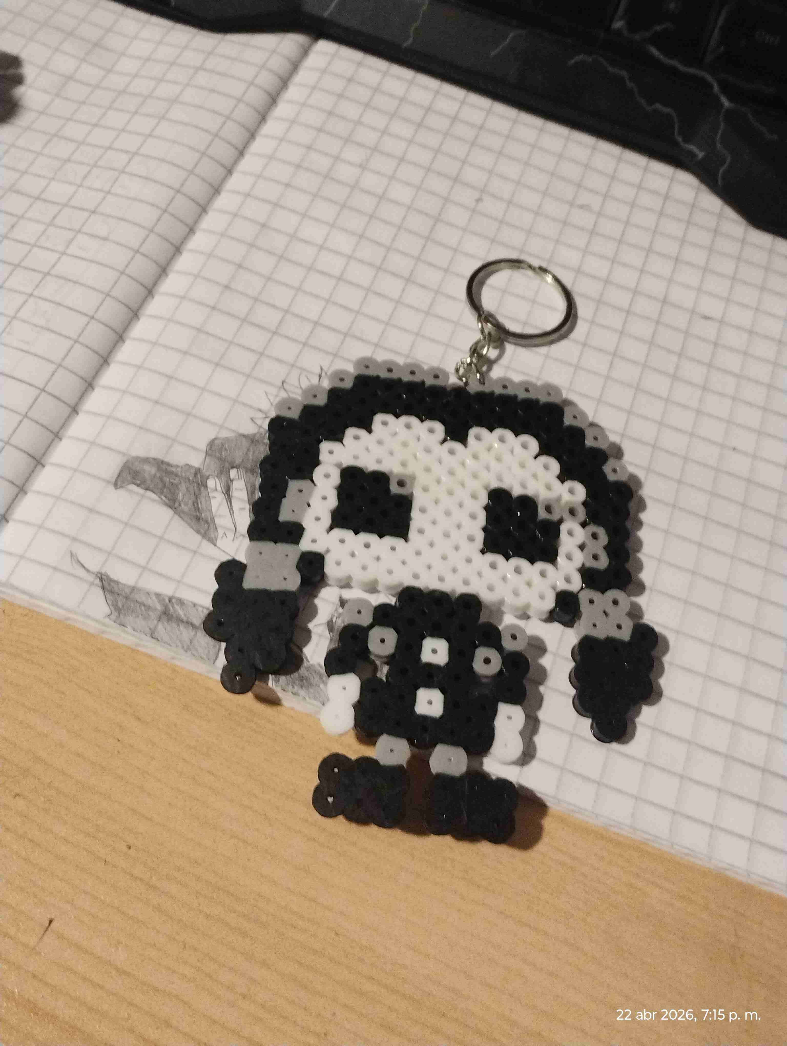 Llavero figura en pixel art - miniatura 1