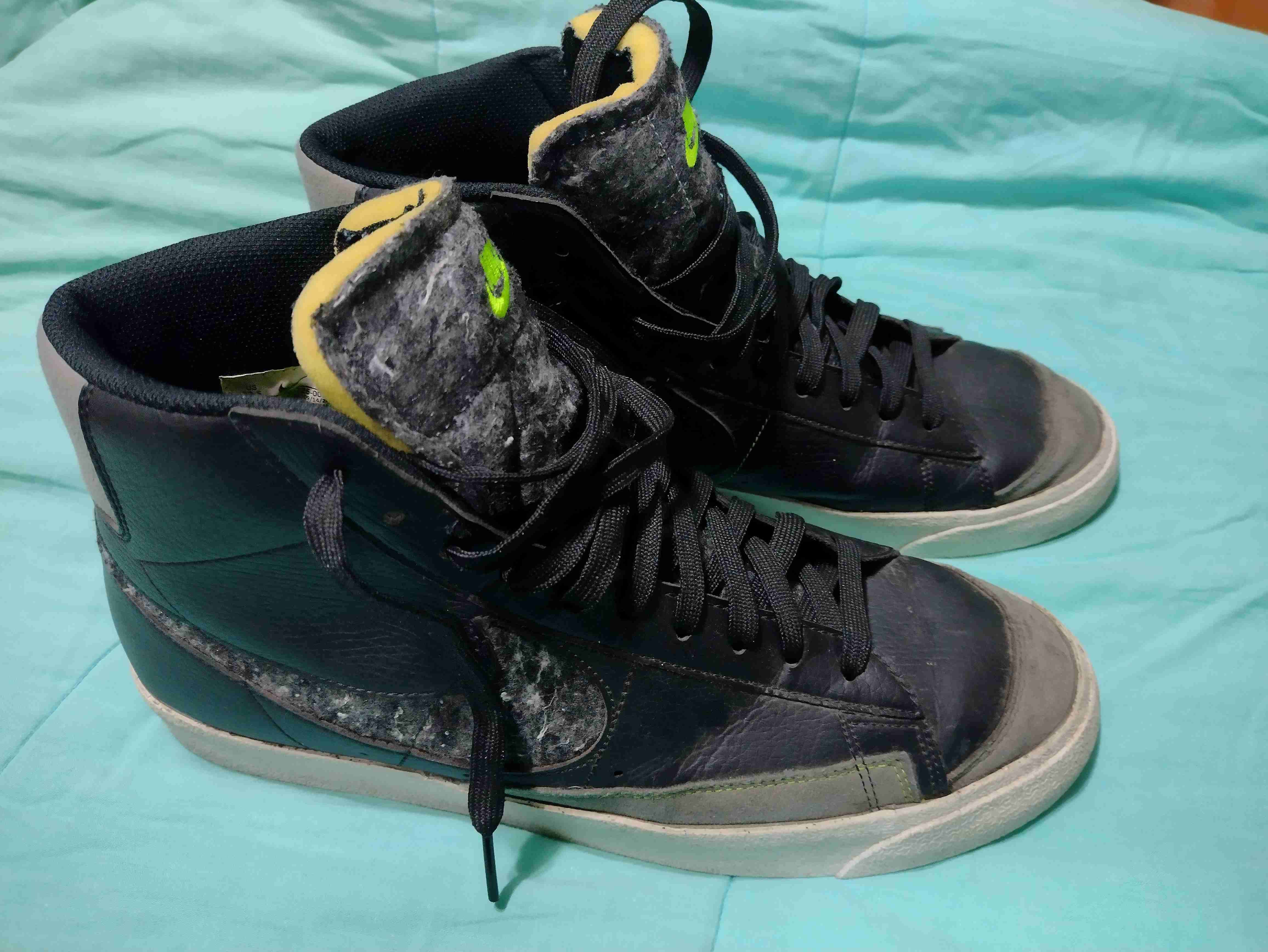 Zapatillas negras de caña alta - miniatura 1