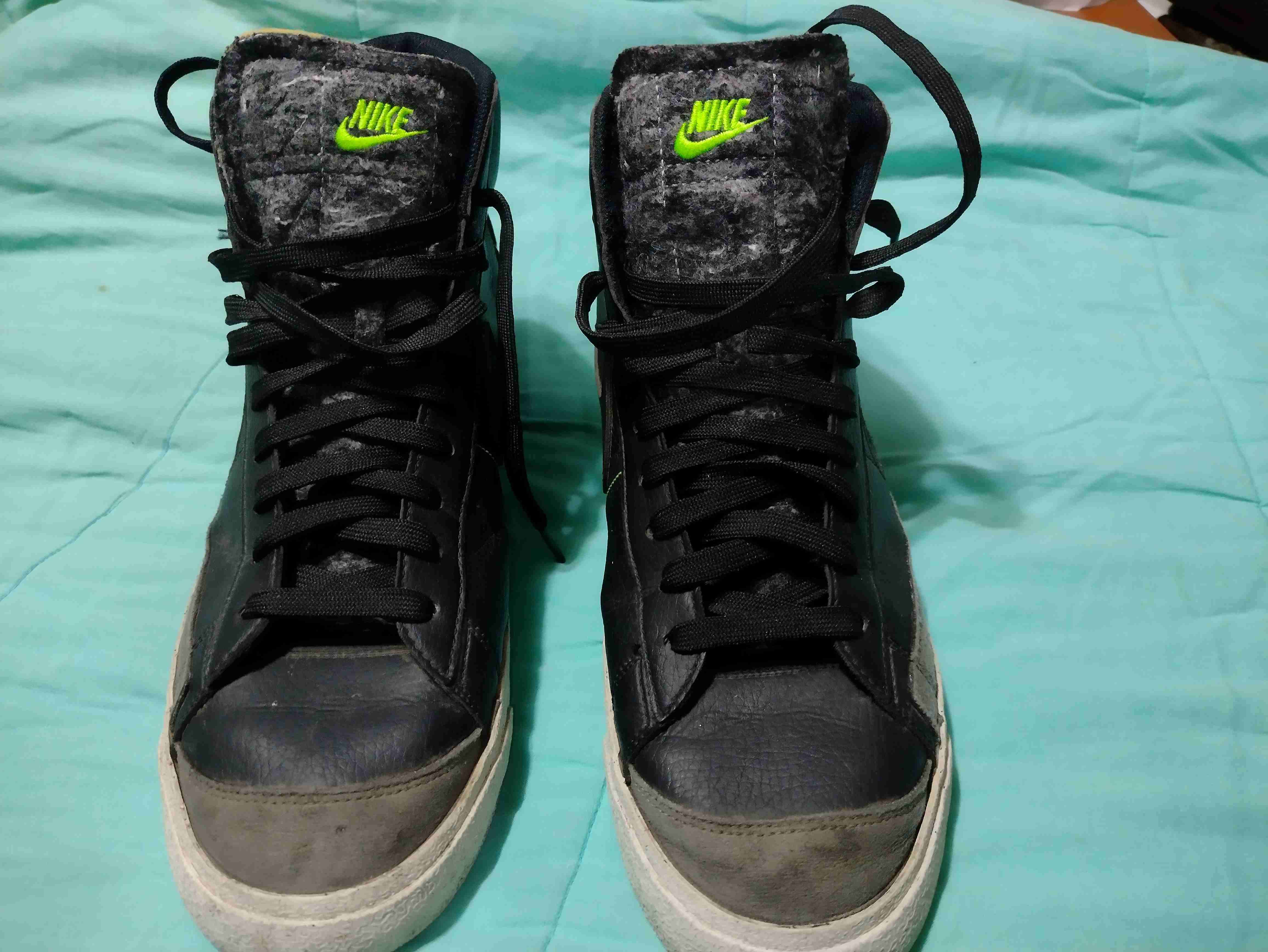 Zapatillas negras de caña alta - miniatura 2