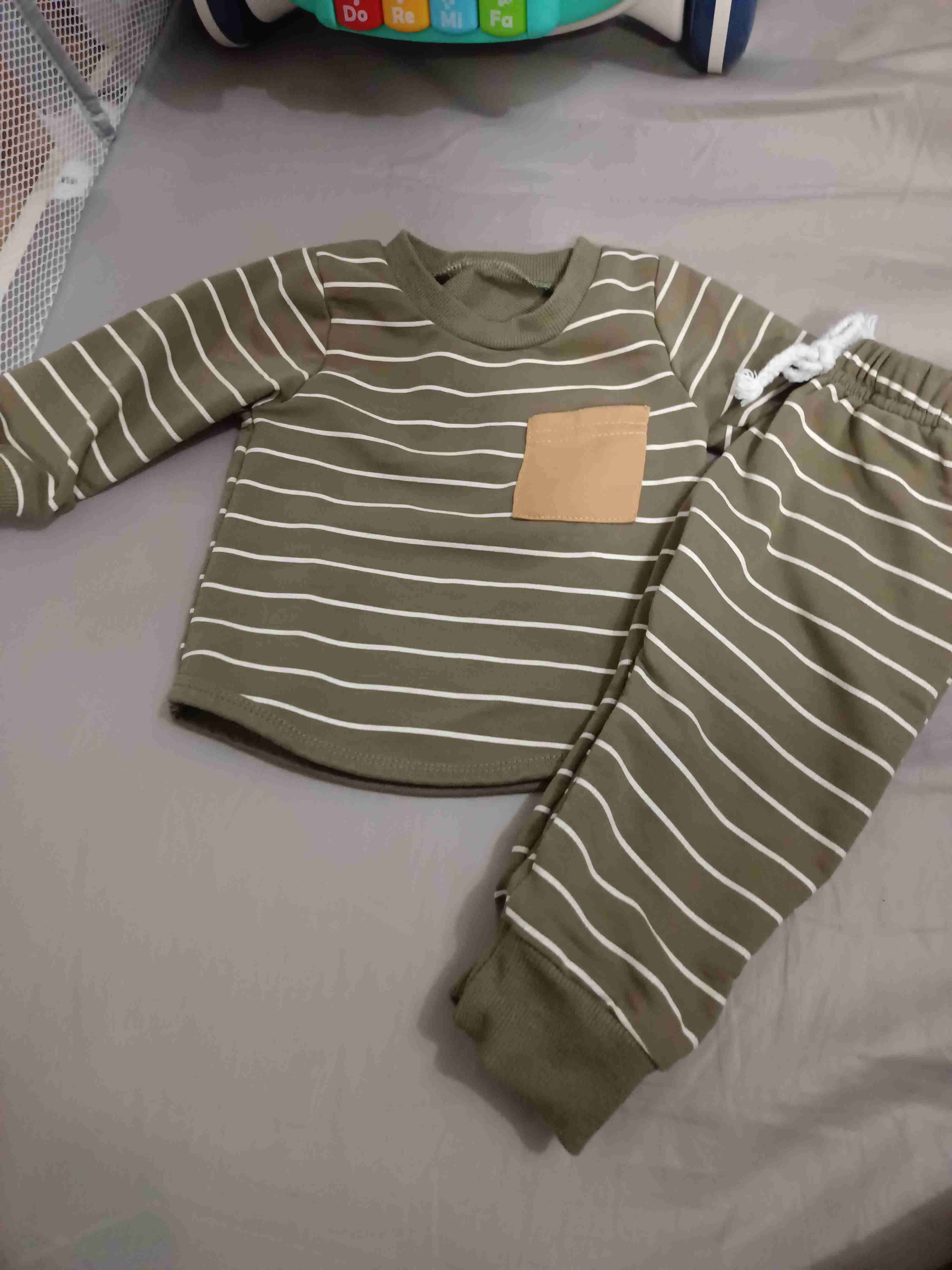 Conjunto infantil a rayas - miniatura 2