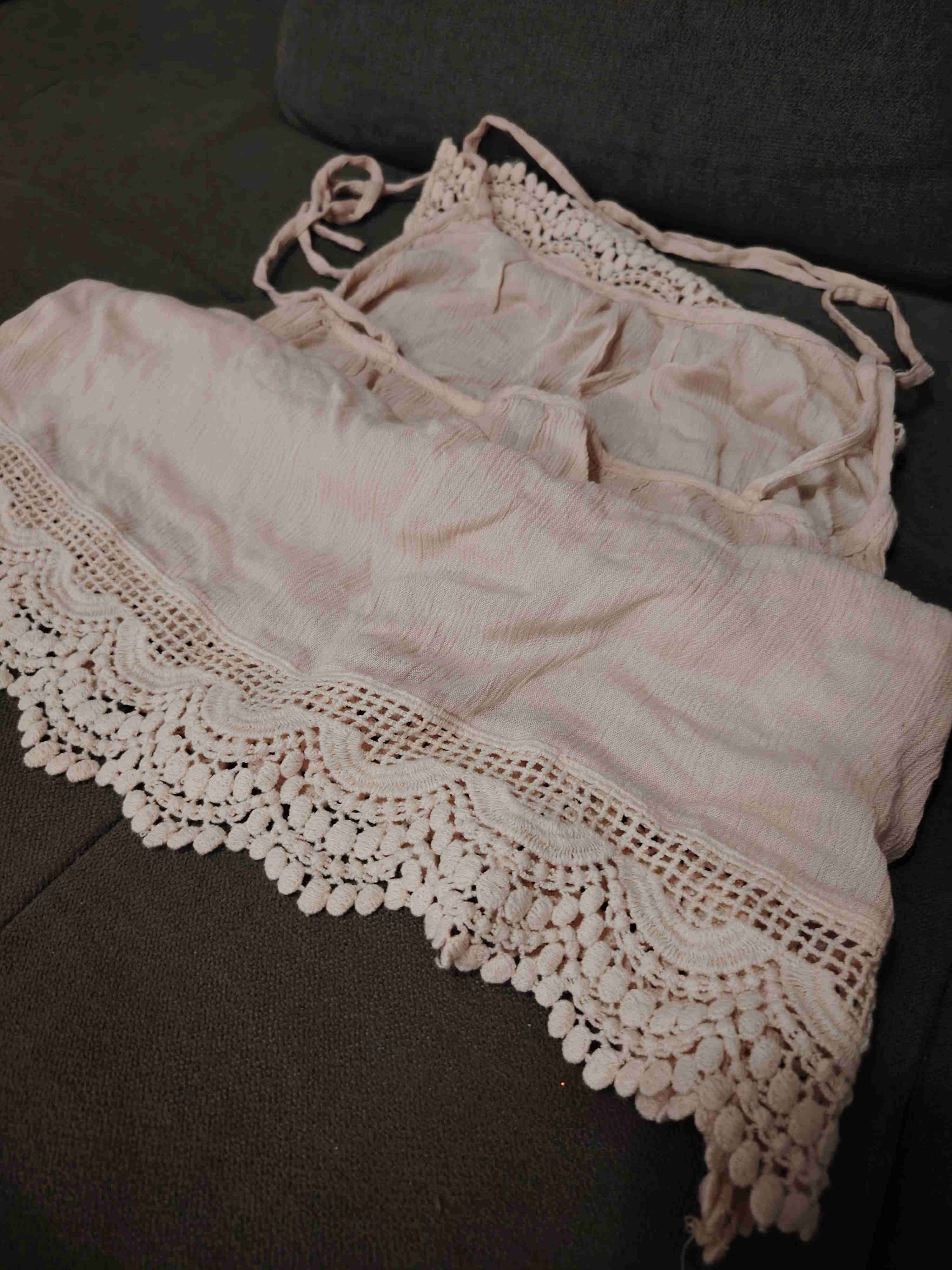 Túnica beige con encaje - miniatura 4