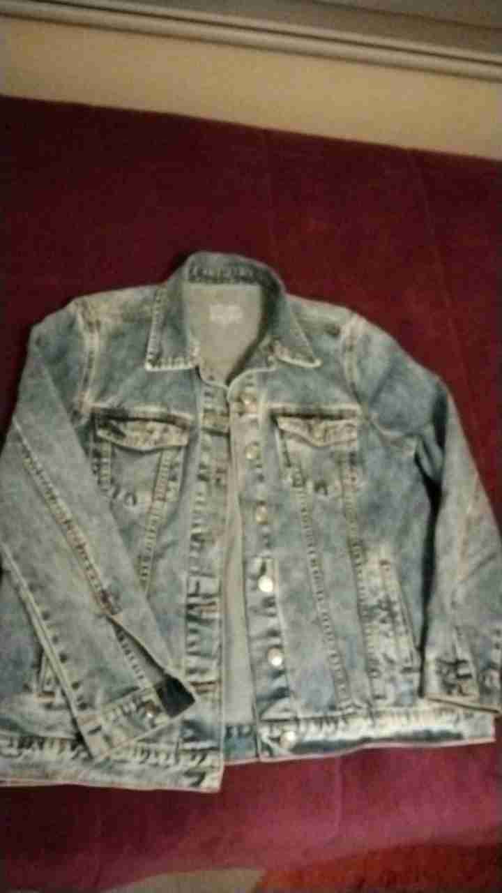 Chaquetas en buen estado - miniatura 2