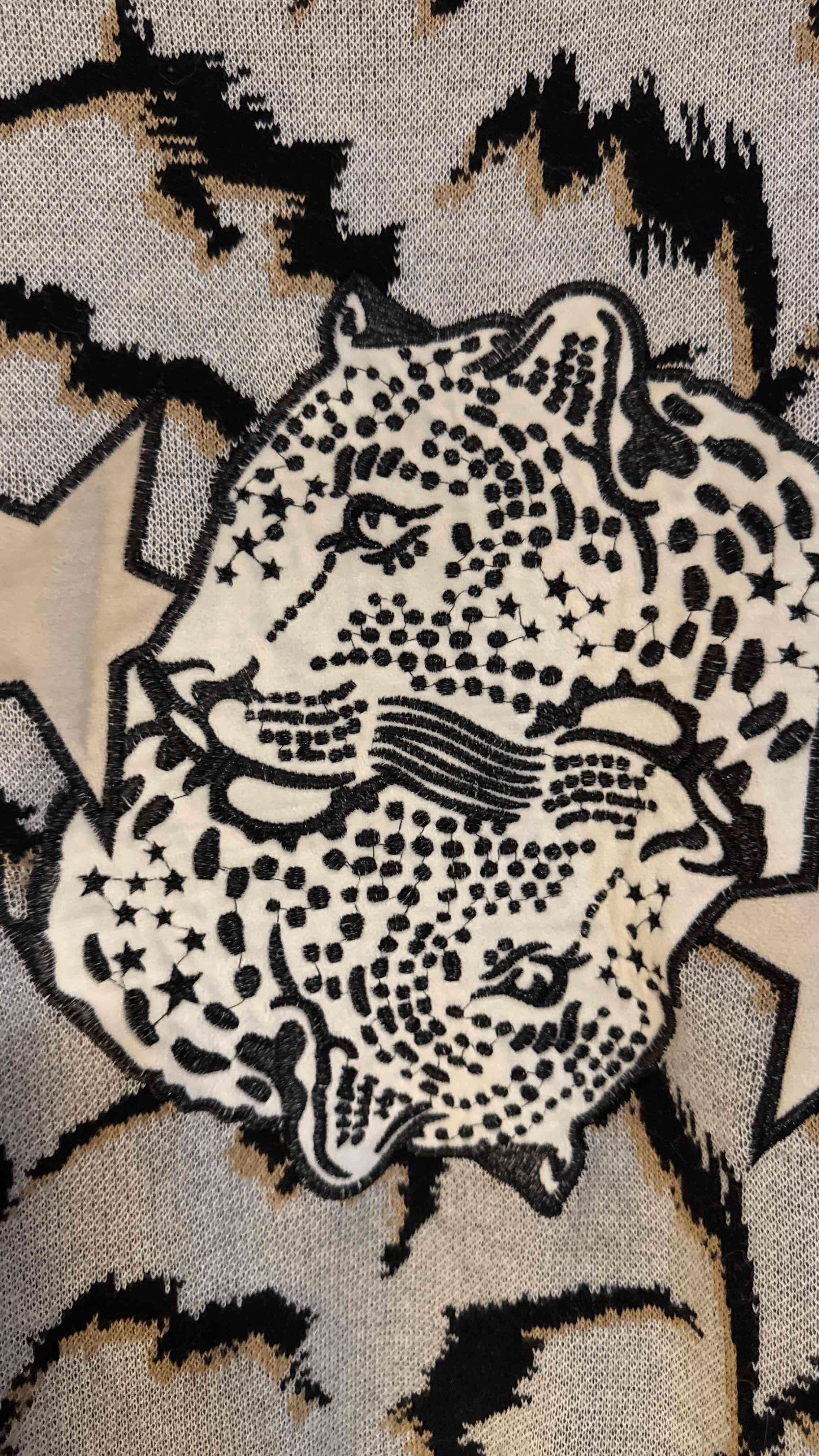 Sweater Barbados  estampado animal print - miniatura 2