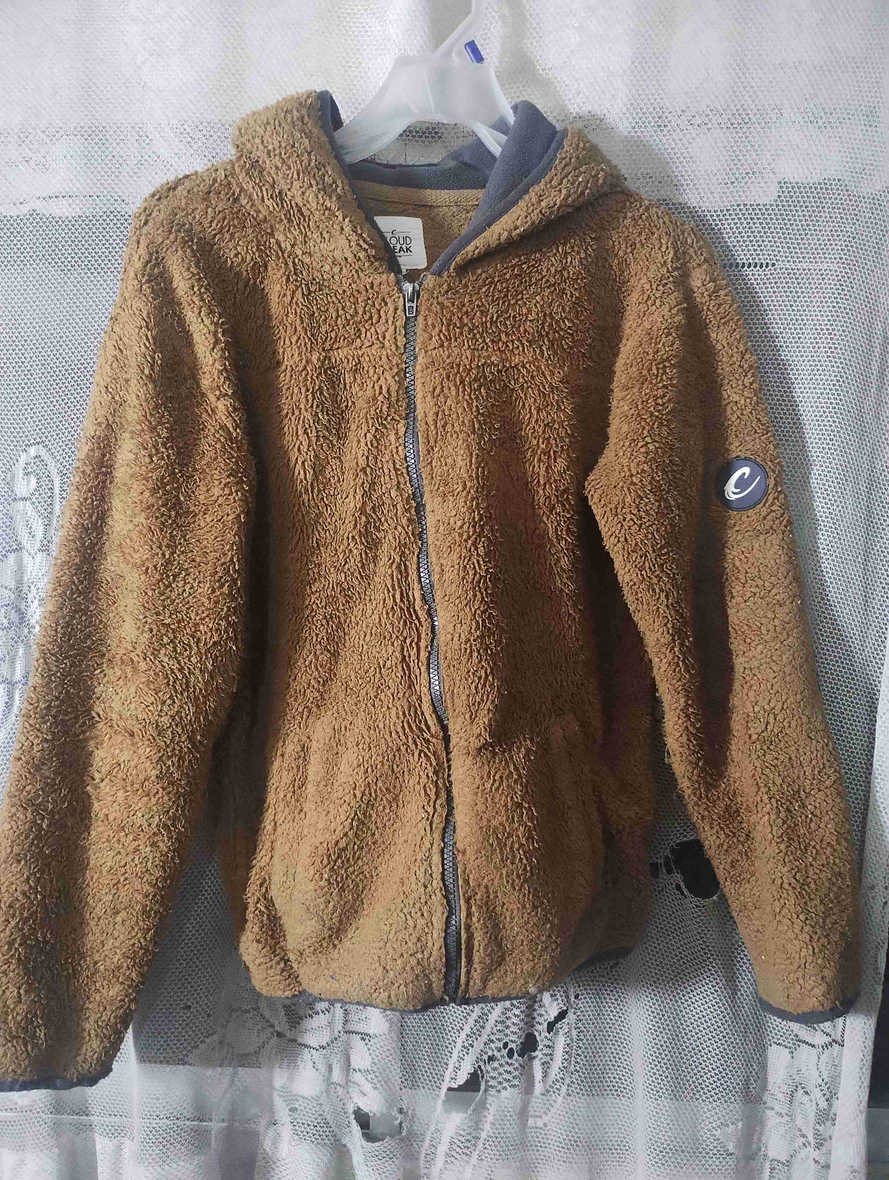 Chaqueta polar marrón con capucha - miniatura 1