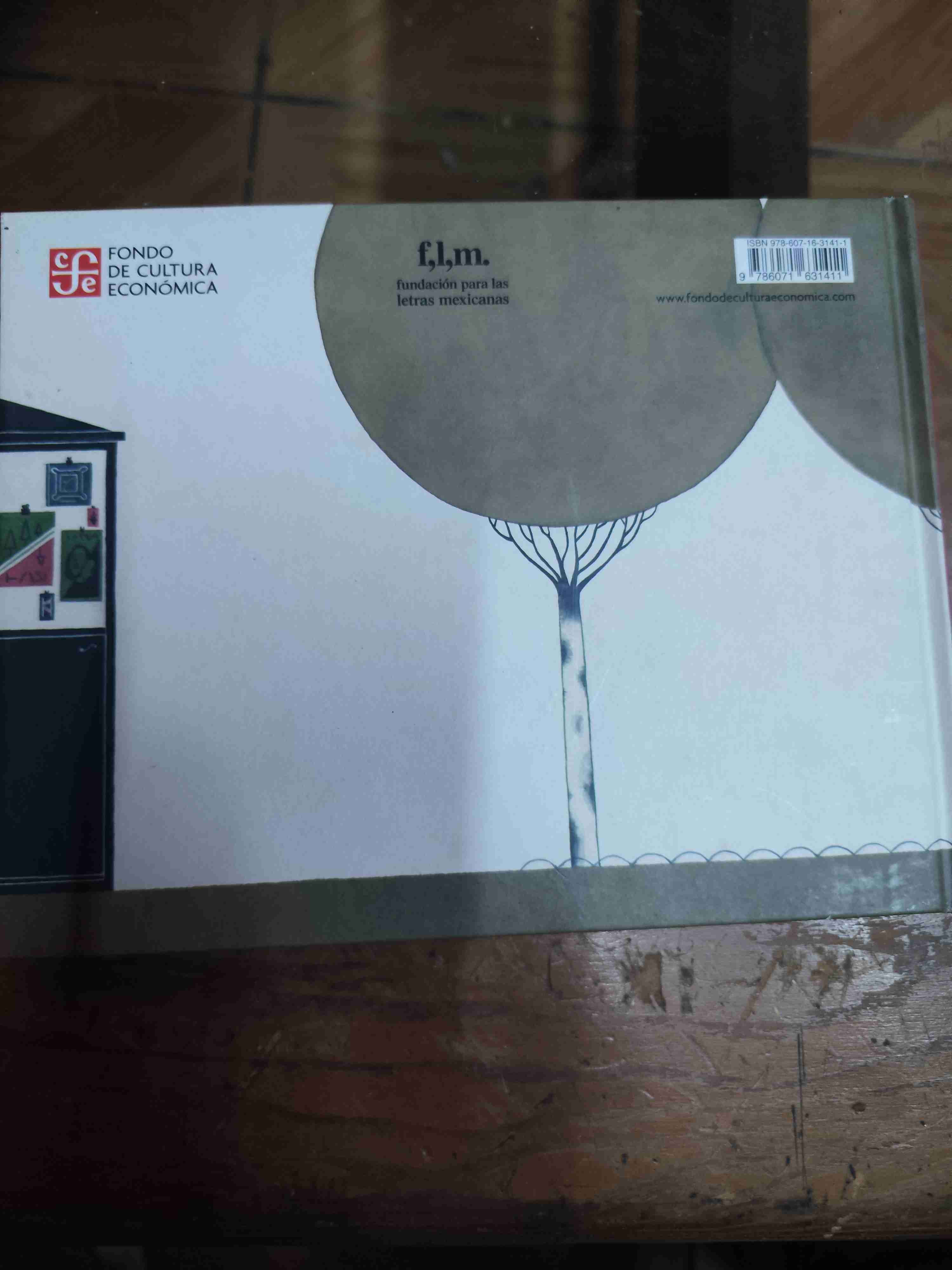 Libro "La Enorme Nada" - miniatura 2