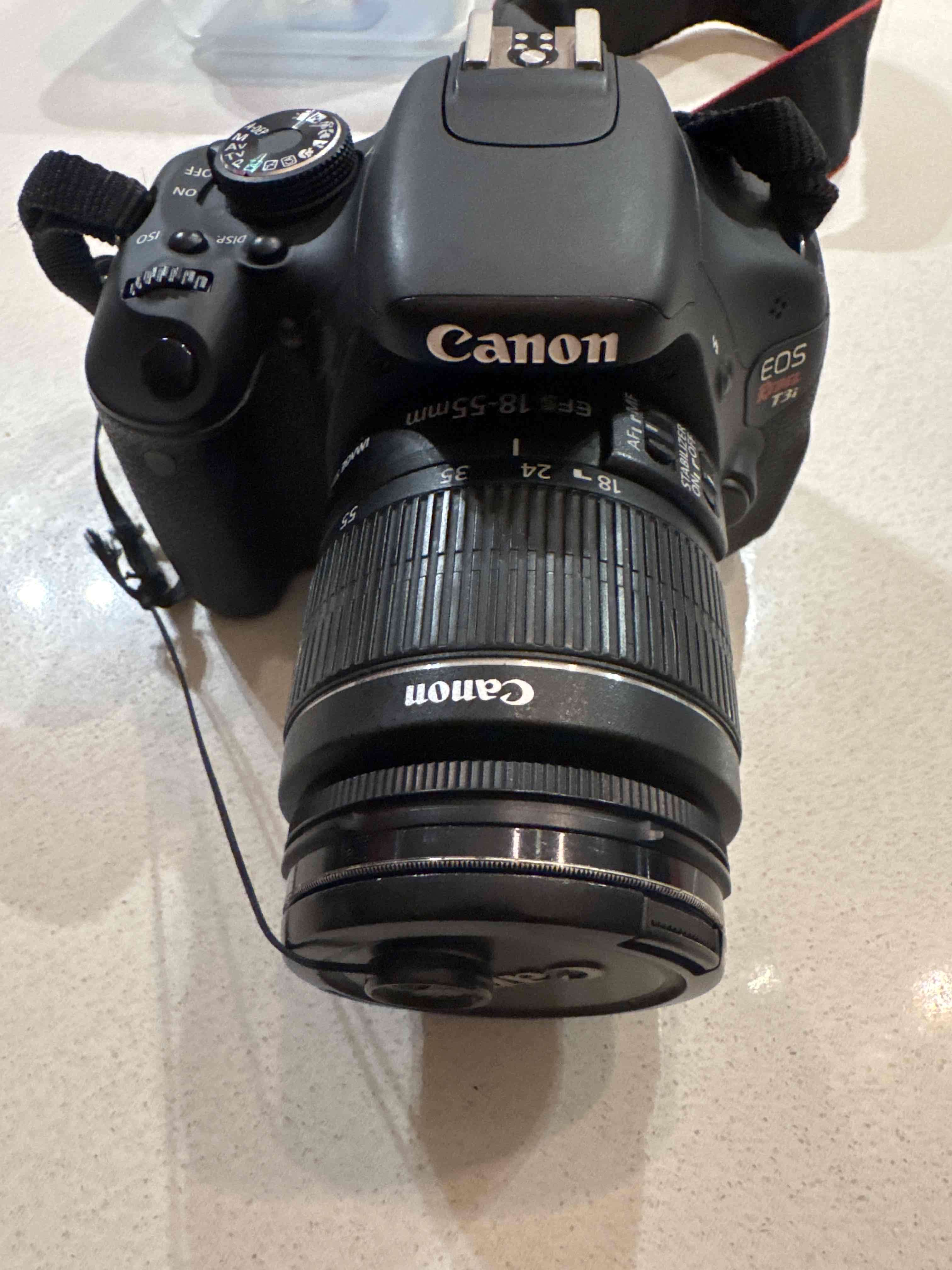 Cámara Canon EOS T3i - miniatura 1