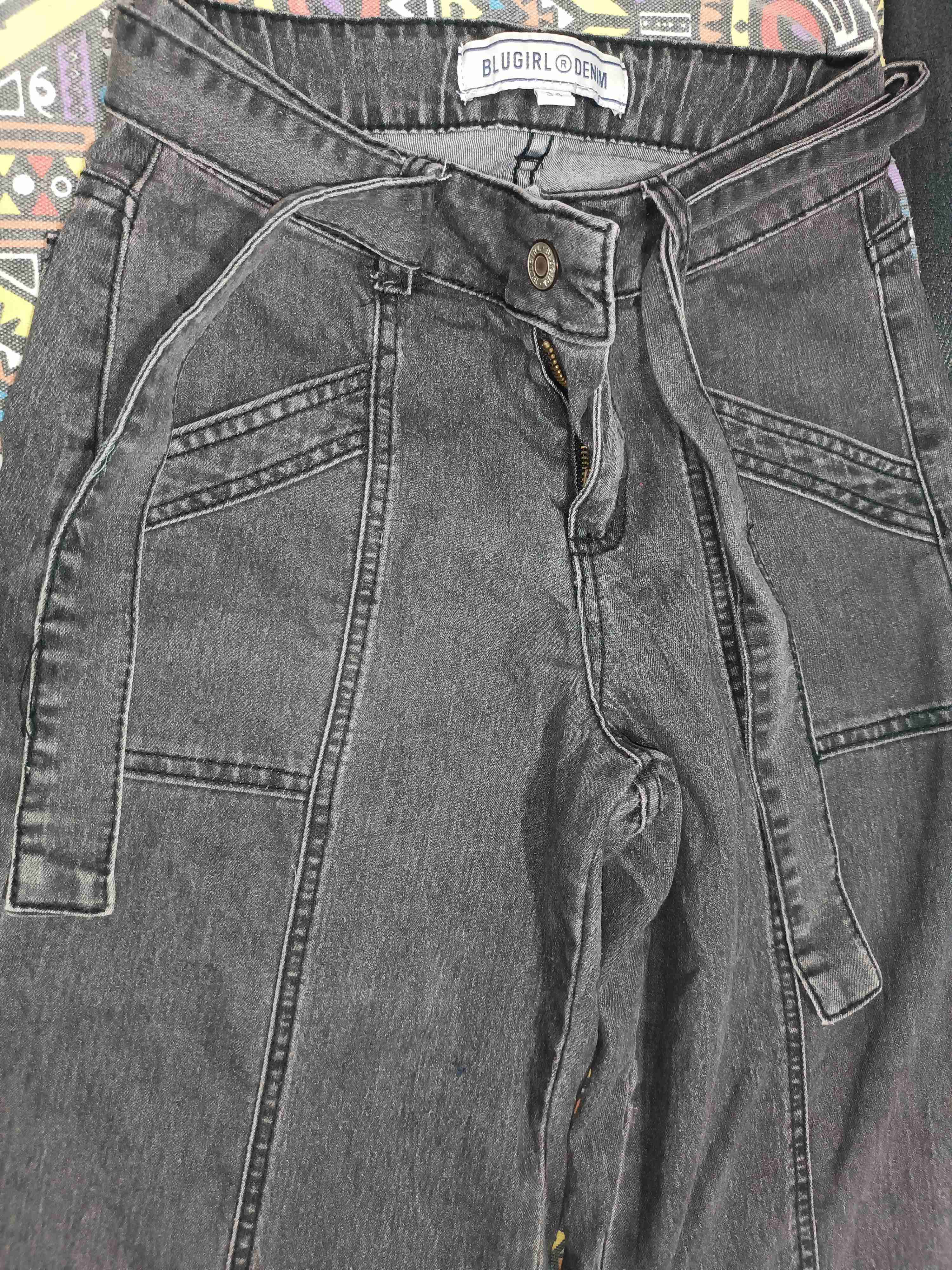 Jean gris oscuro estilo clásico - miniatura 4