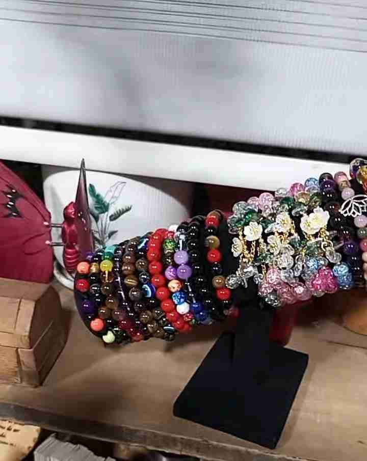 Set de collares de colores variados - miniatura 6