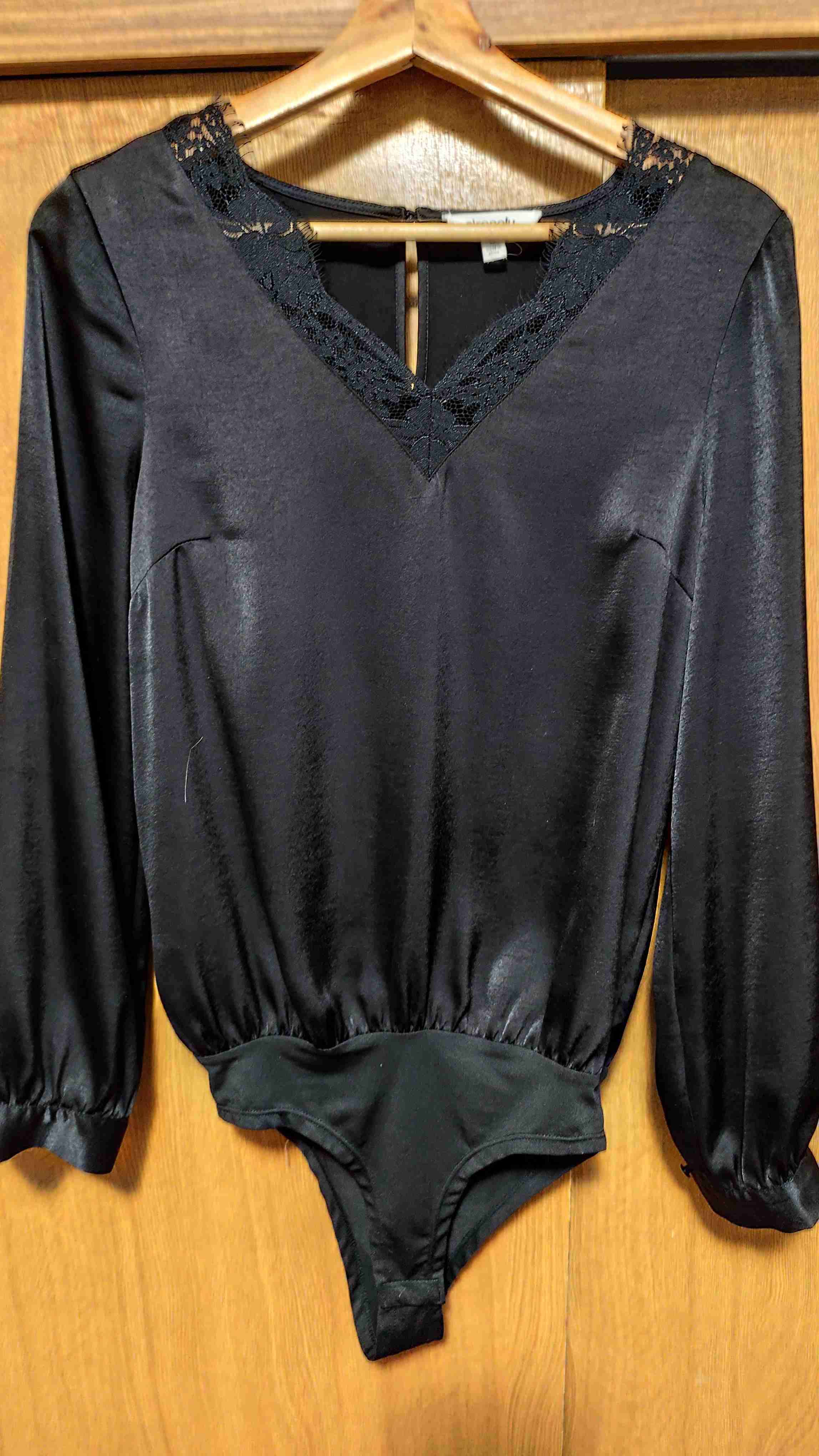 Body negro con encaje - miniatura 1