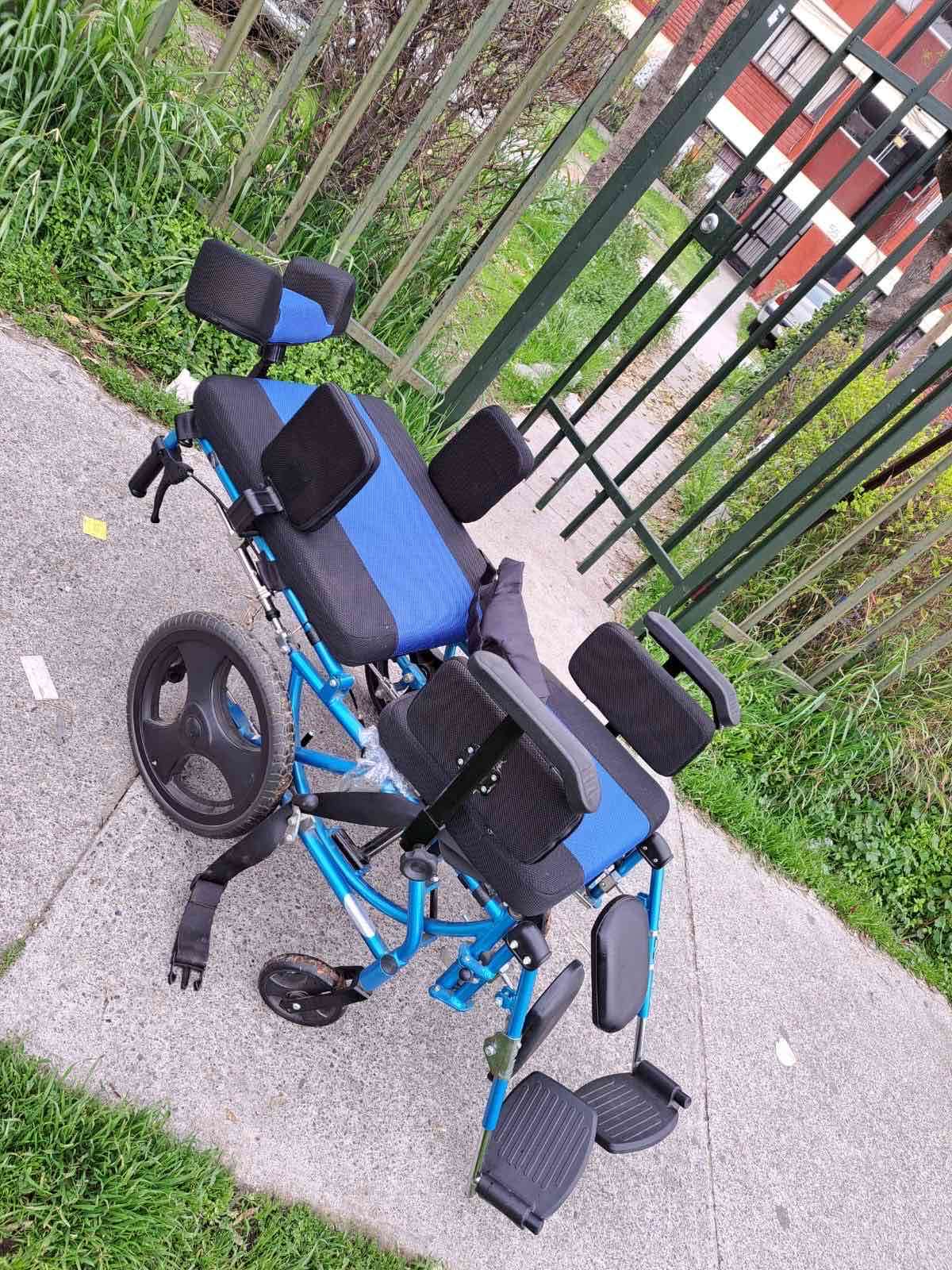 Silla de ruedas ortopédica de adulto - miniatura 3