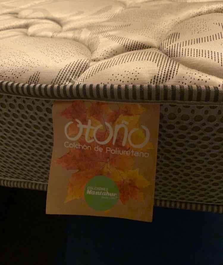 Cama 1 1/2 marca mantehue usada 3 veces - miniatura 5