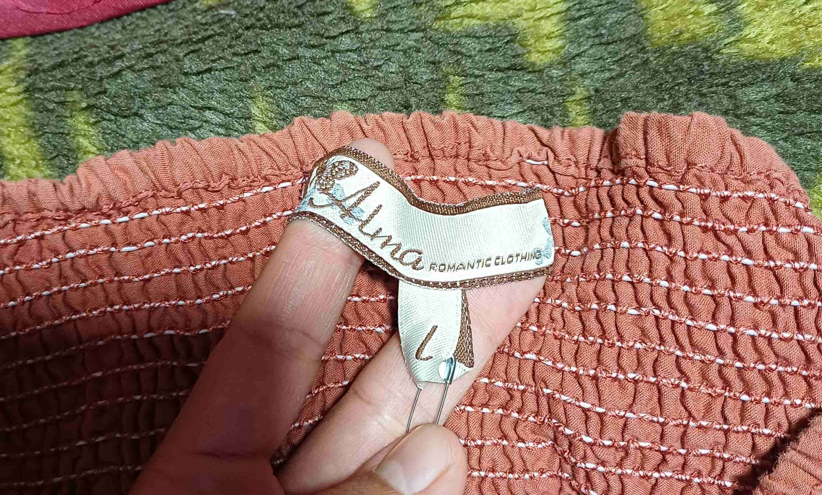 Falda bordada color terracota - miniatura 3