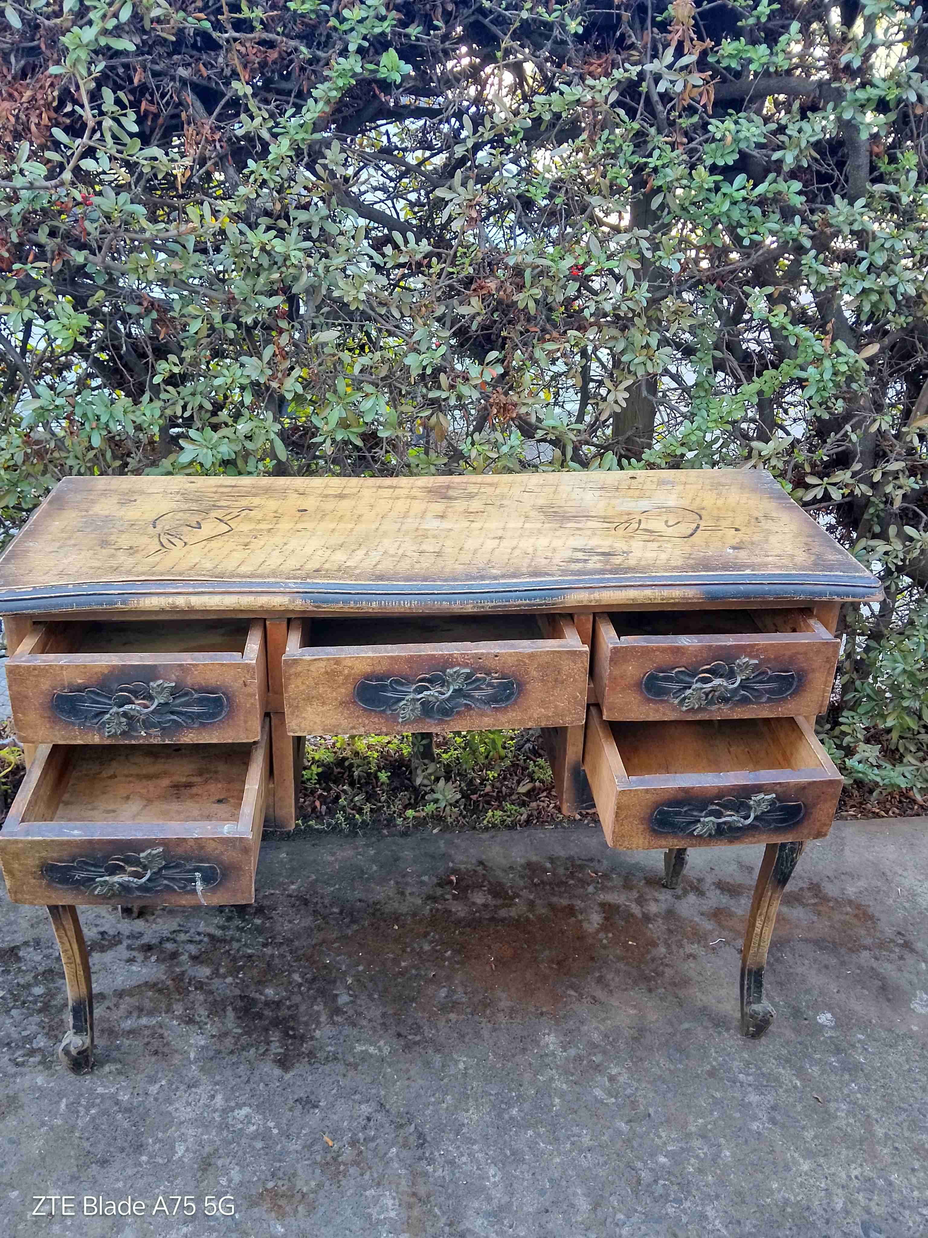 Escritorio antiguo de madera - miniatura 5