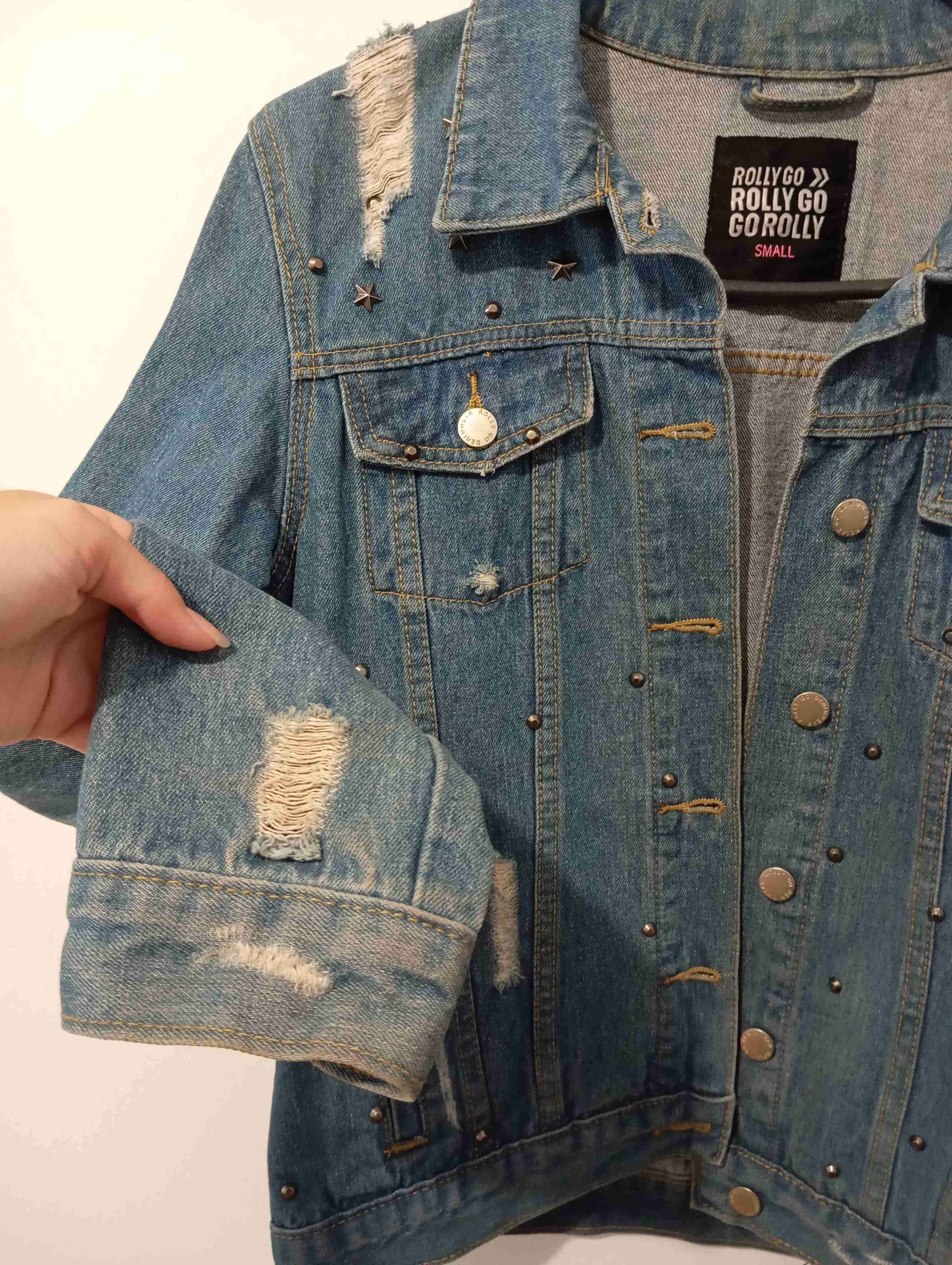 Chaqueta de mezclilla con tachas - miniatura 2