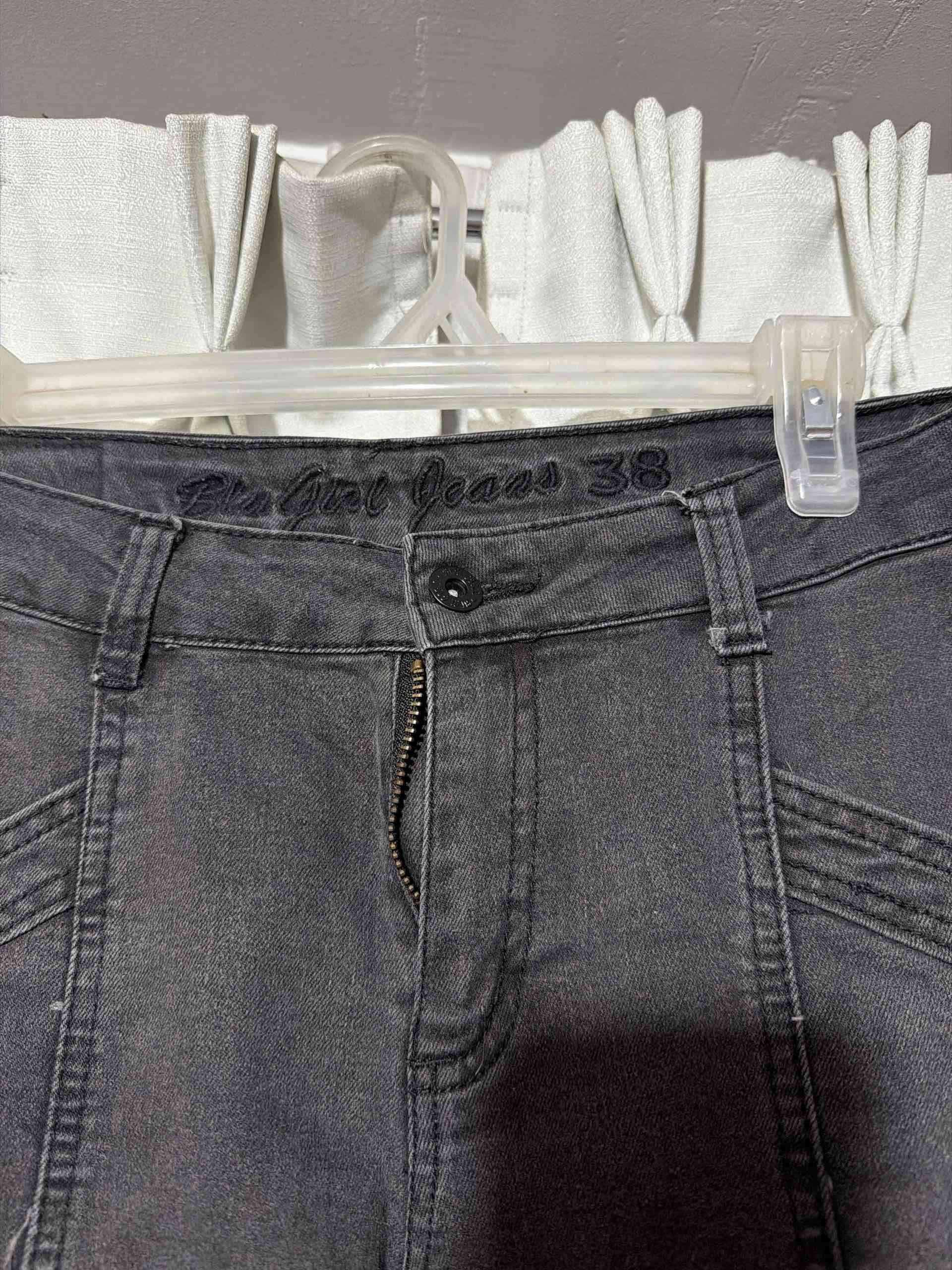 Pantalón gris oscuro para mujer - miniatura 3