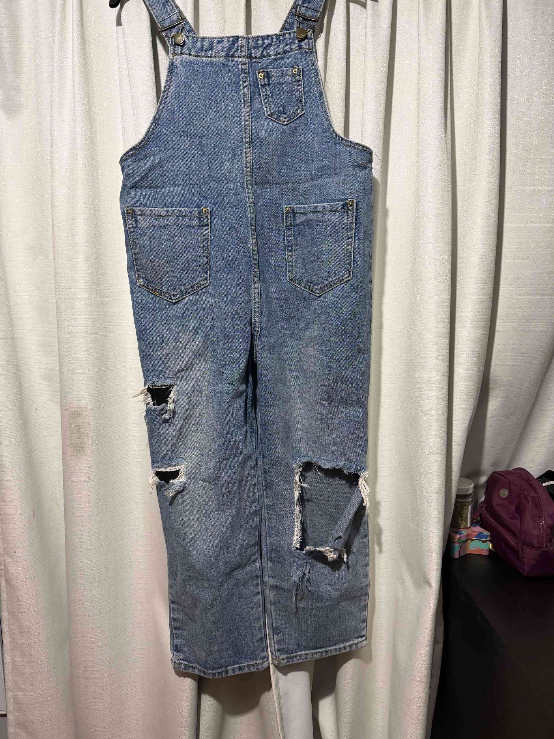 Overall de mezclilla con rasgaduras - miniatura 2