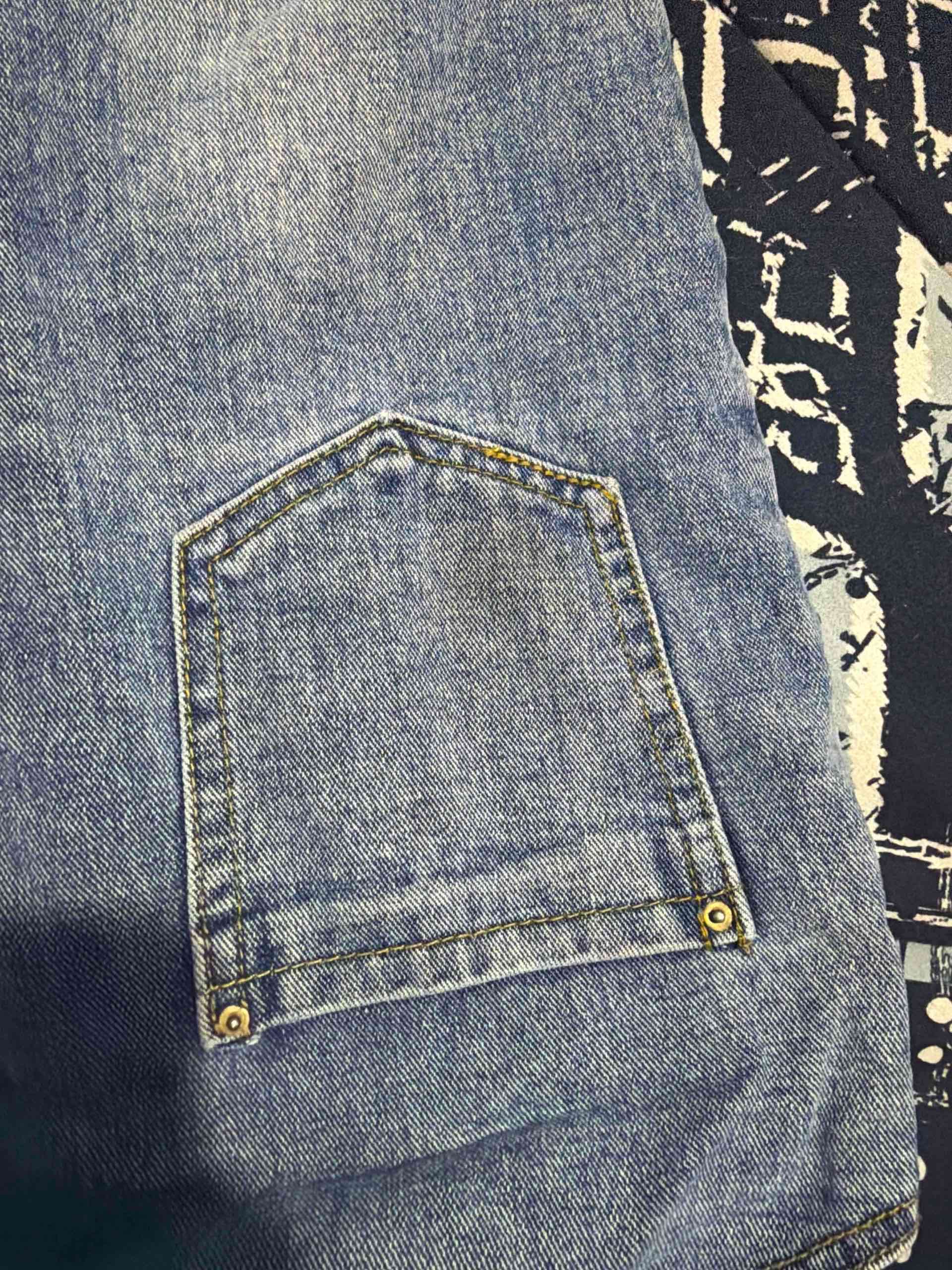 Overall de mezclilla con rasgaduras - miniatura 4