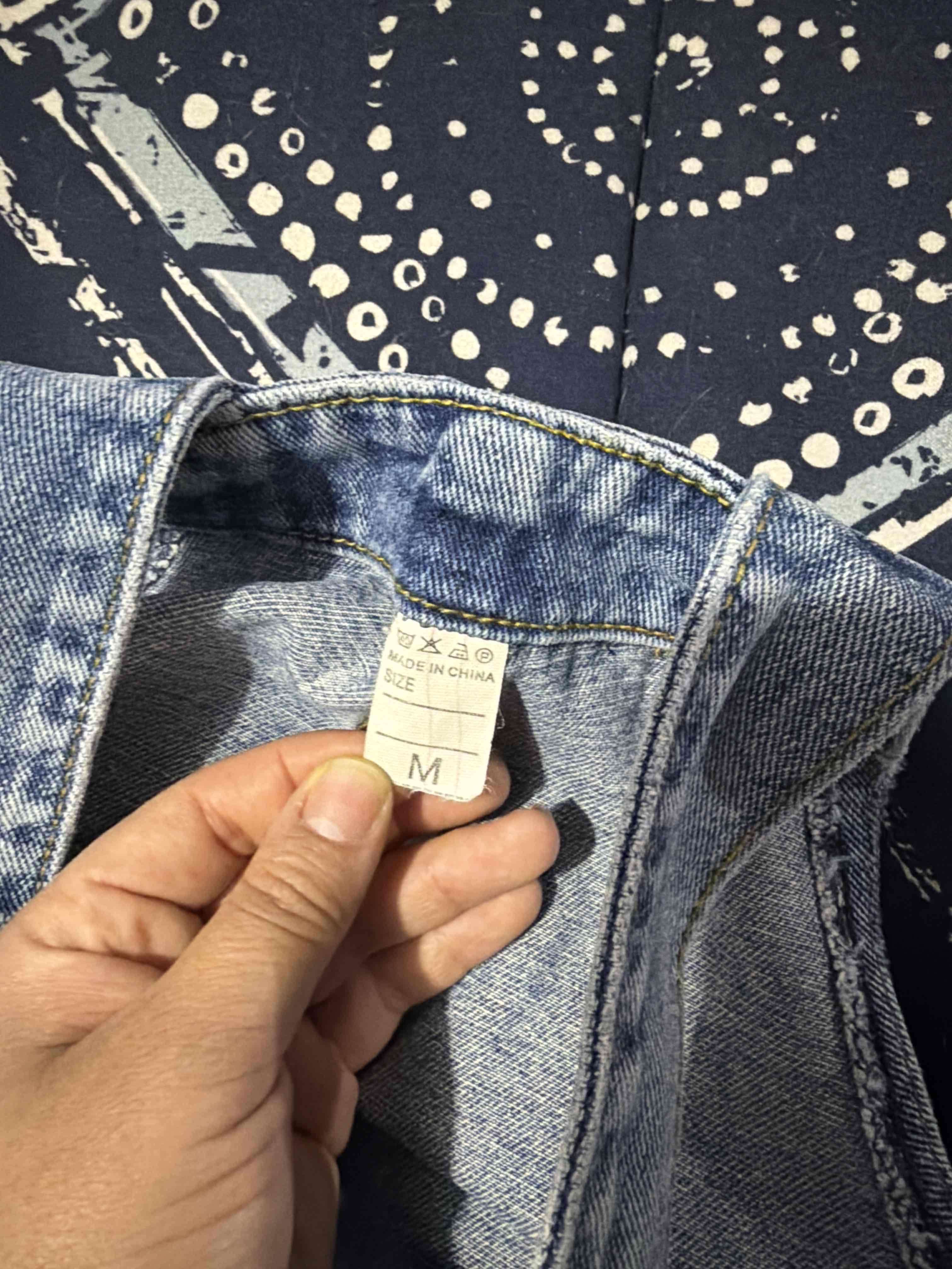 Overall de mezclilla con rasgaduras - miniatura 5