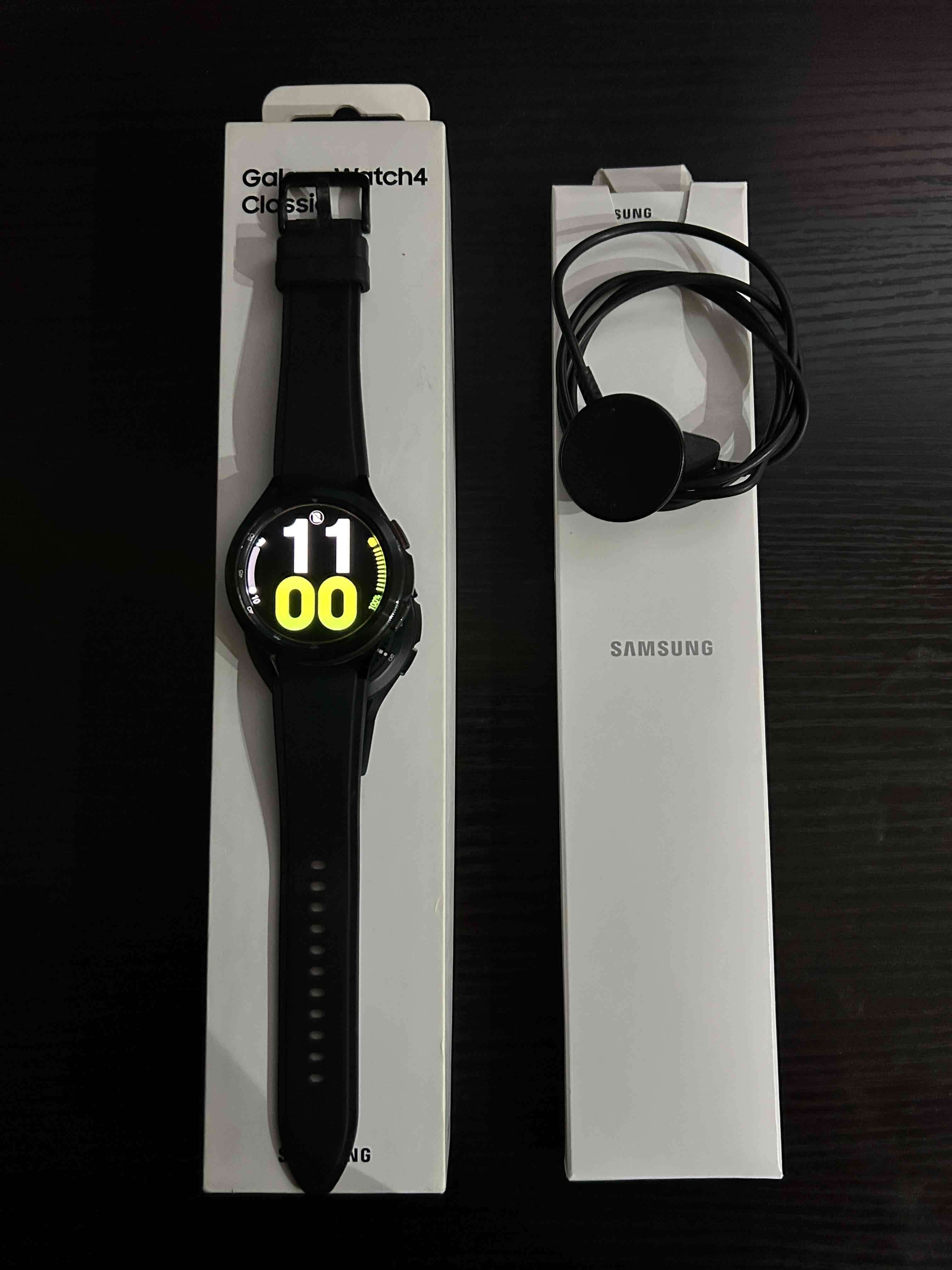 Galaxy Watch 4 Clásico Negro 46 mm - miniatura 1
