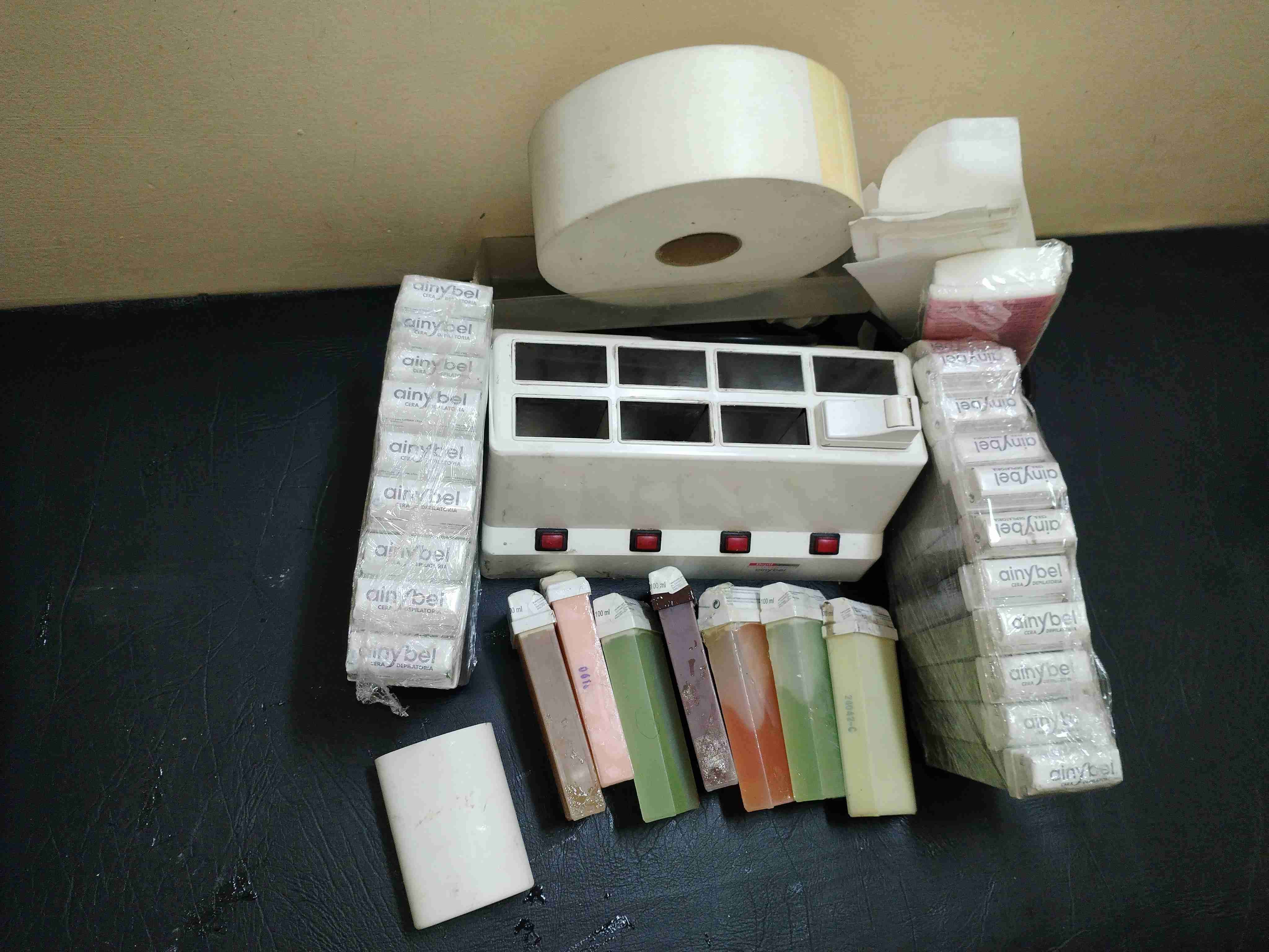 Set de cera depilatoria y rollos - miniatura 1