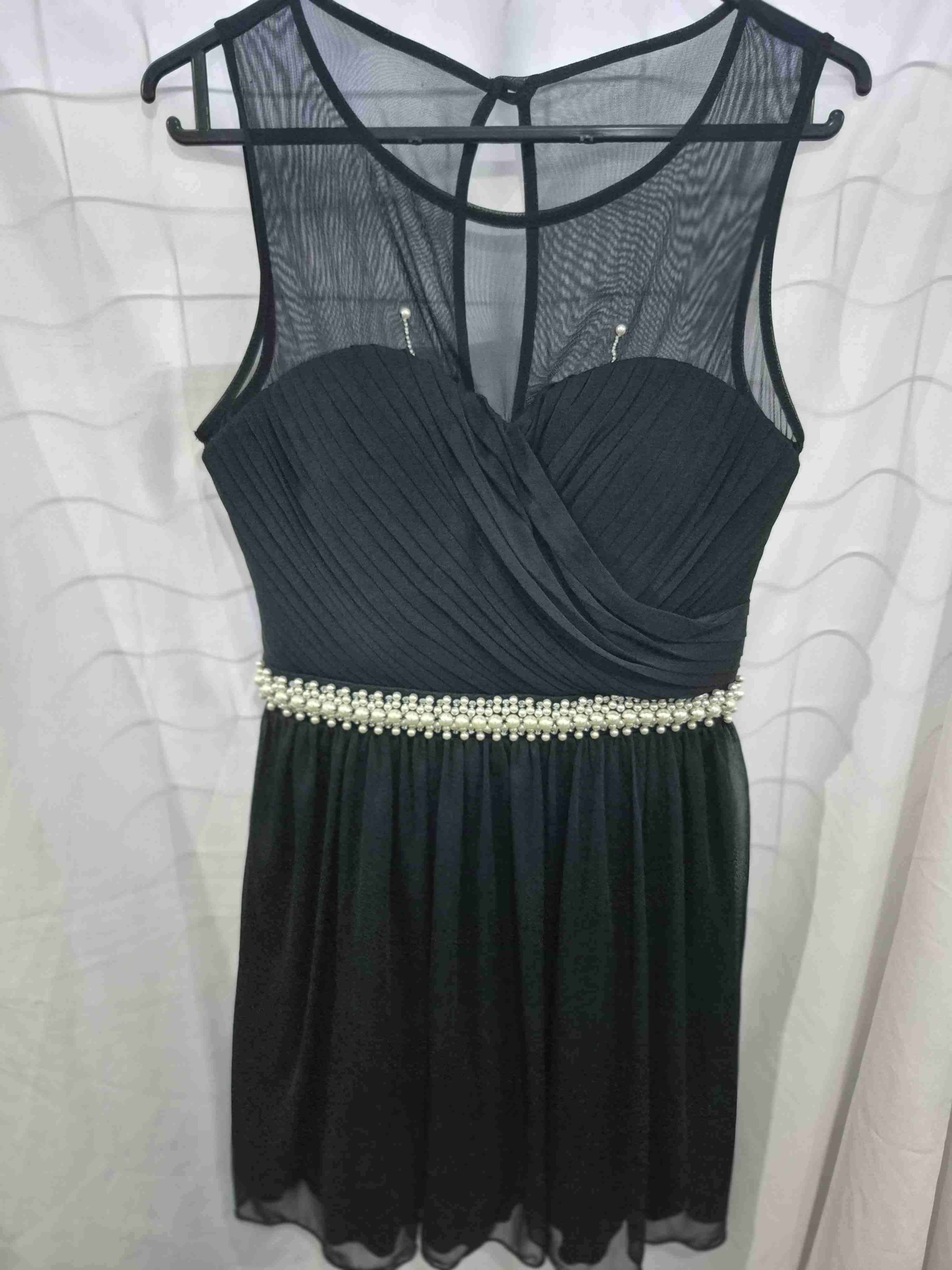 Vestido de encaje negro elegante - miniatura 1