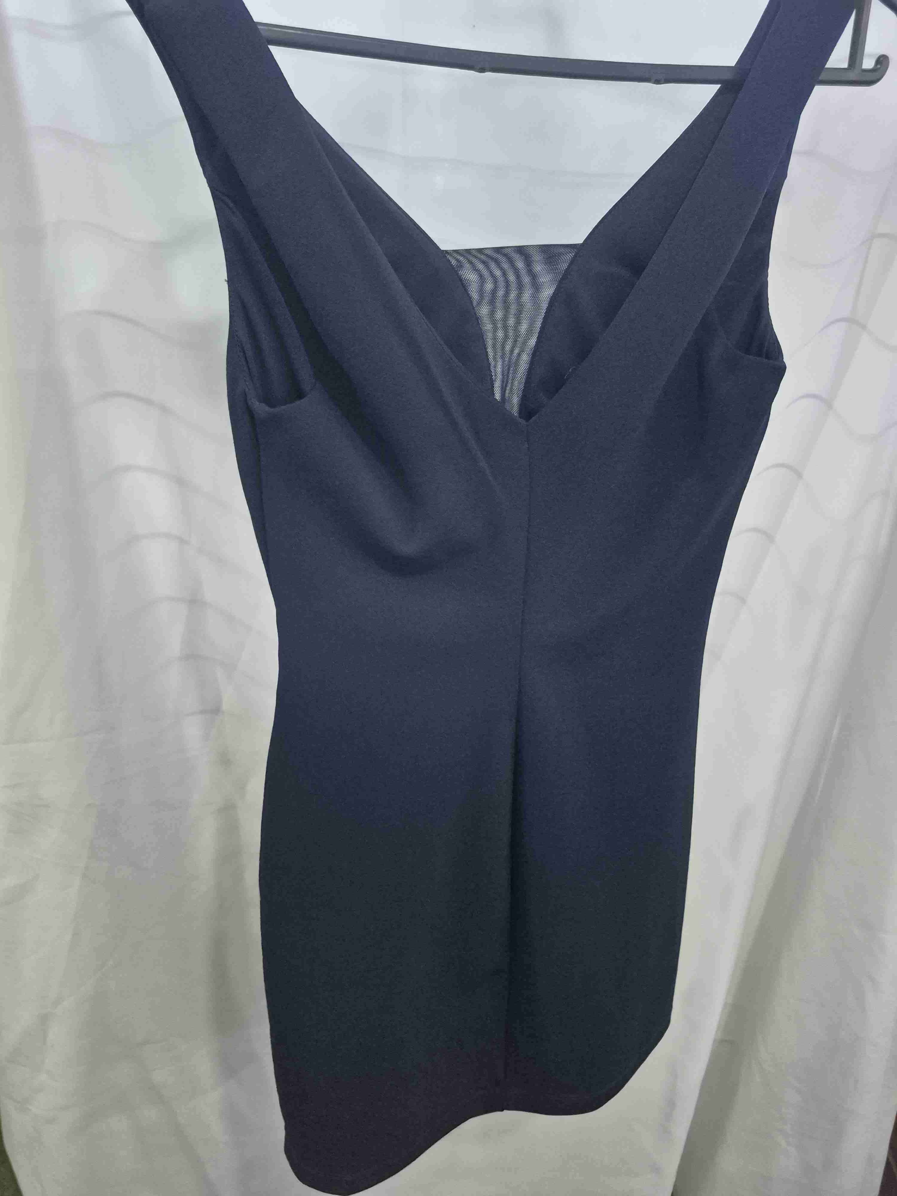 Vestido azul elegante sin mangas - miniatura 2