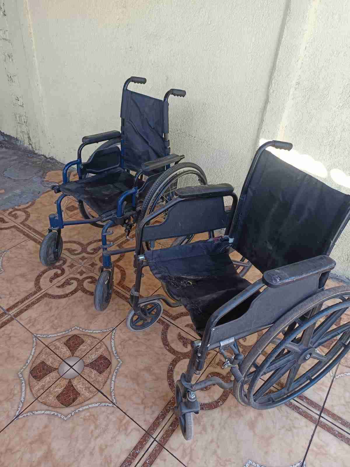 Sillas de ruedas plegables - miniatura 2