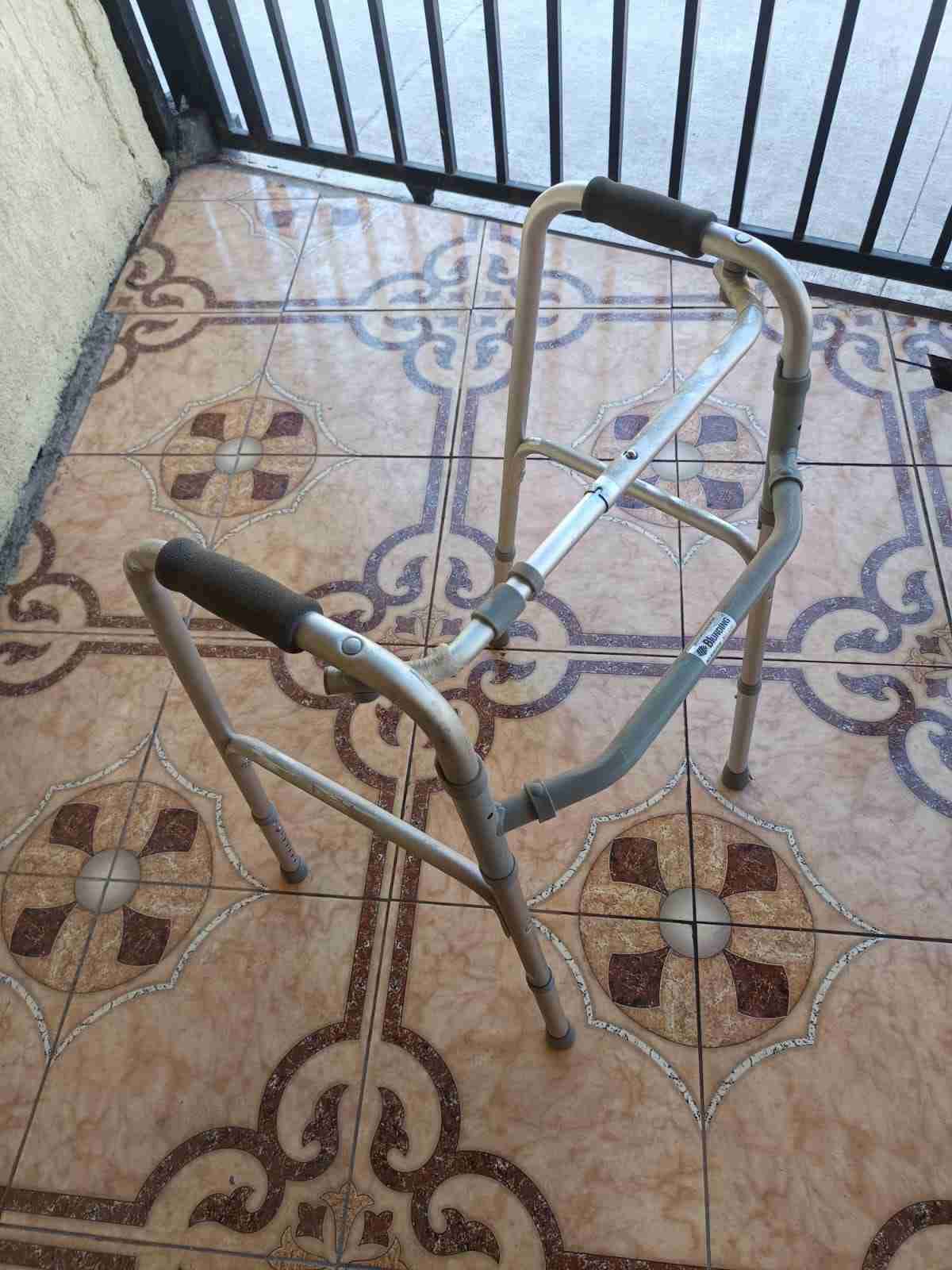 Sillas de ruedas plegables - miniatura 3