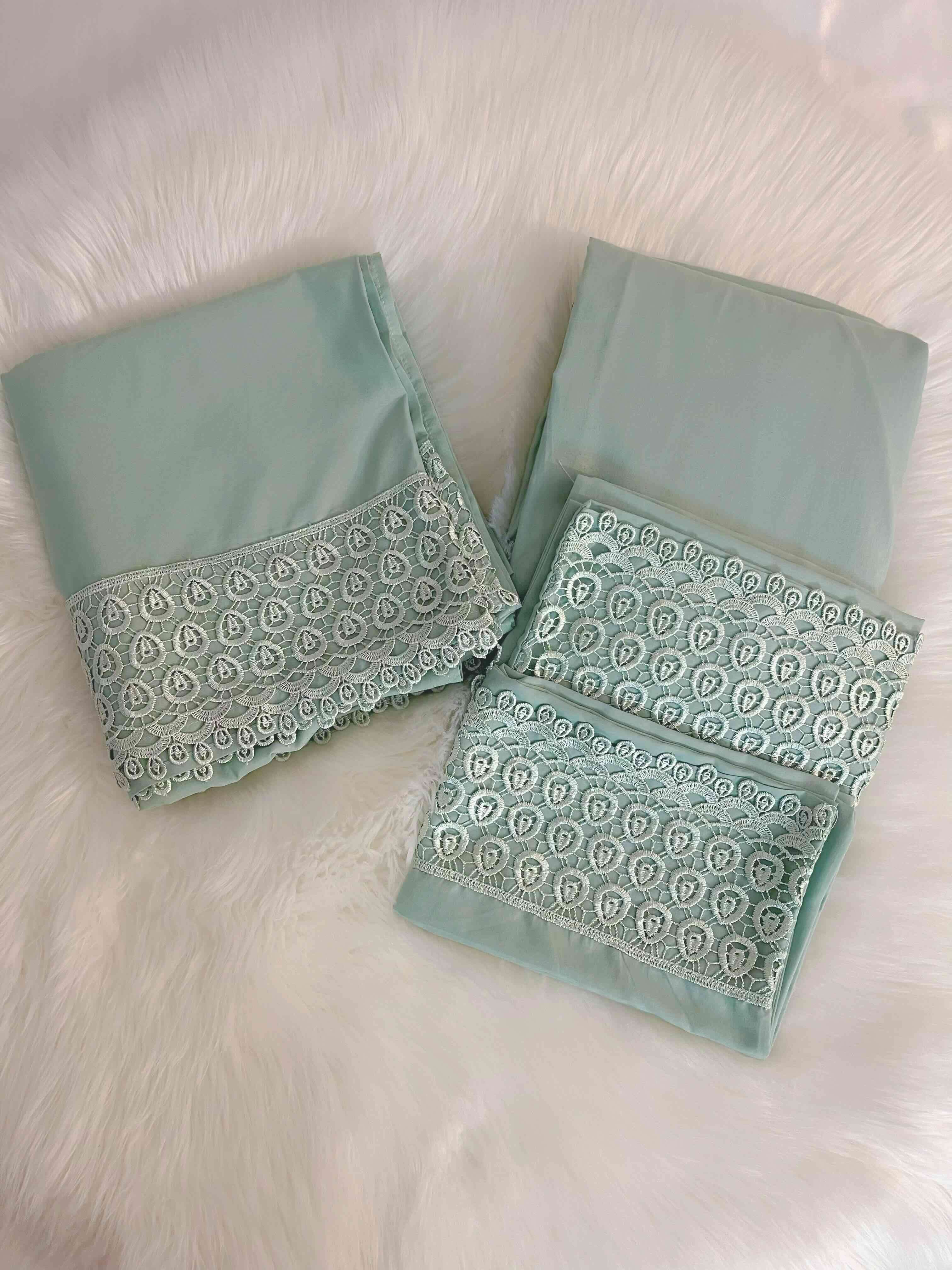 Juego de sábanas verde con encaje 2 plazas - miniatura 1